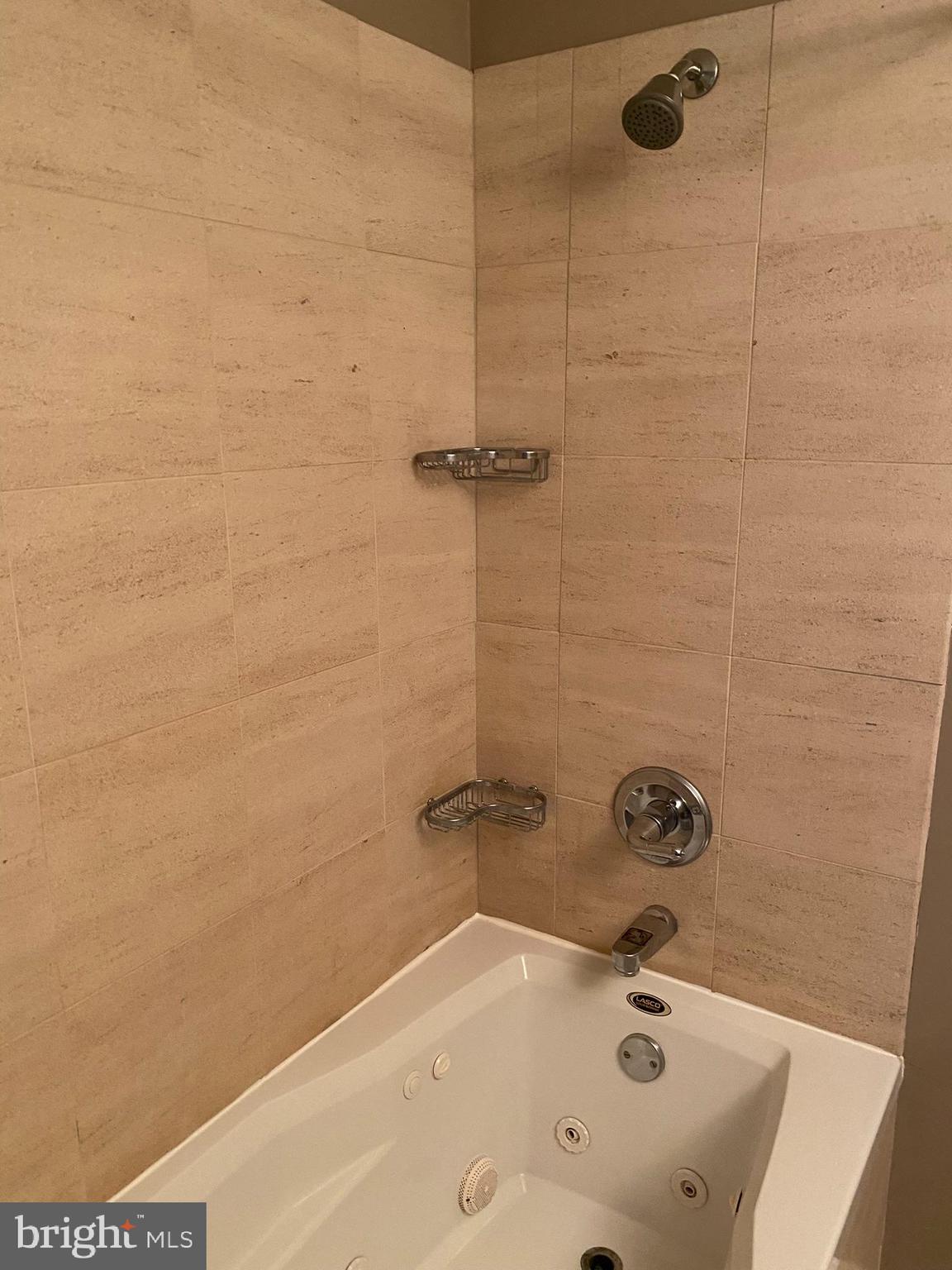 BENT TREE - Residential