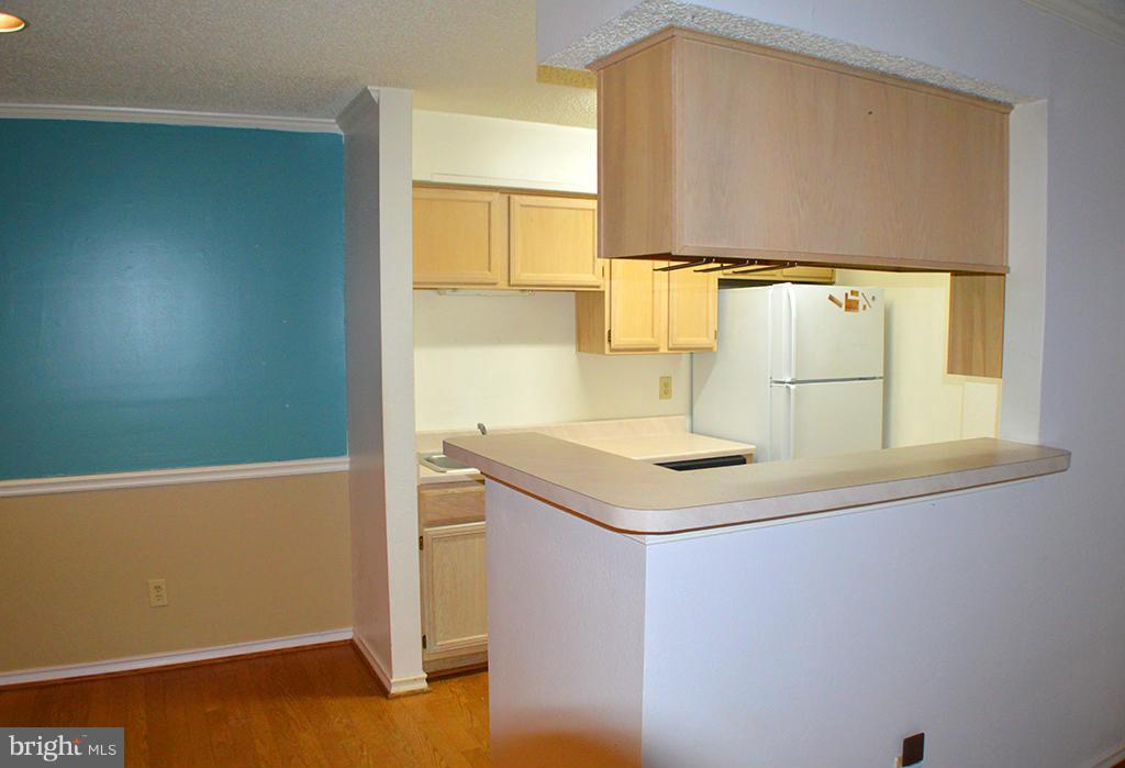 FOUNTAINS AT MCLEAN - Residential