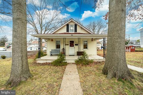 Photo of 1143 Cherry Street, POTTSTOWN, PA 19464 (MLS # PAMC2162660)
