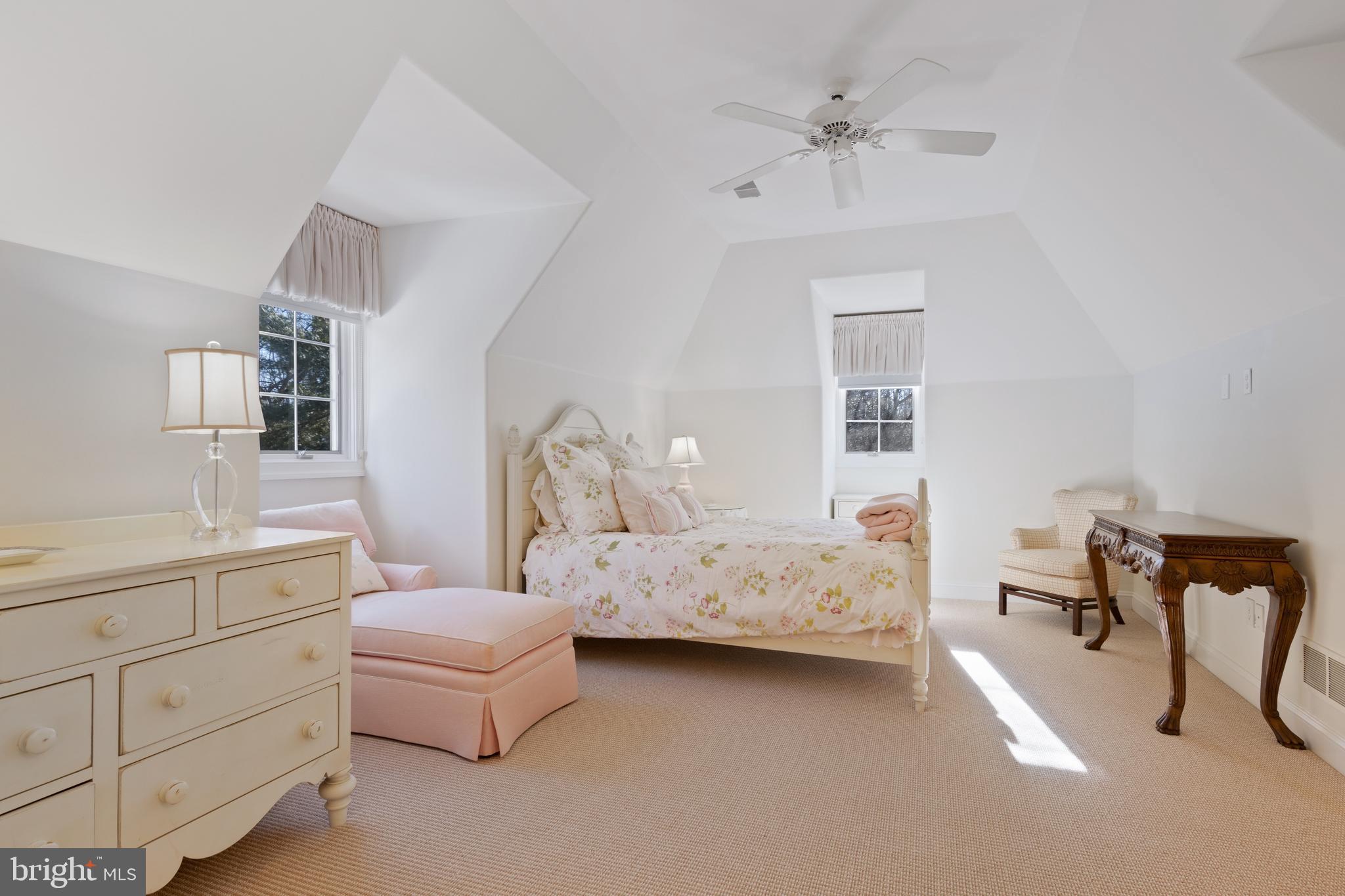 DORSAY - Residential