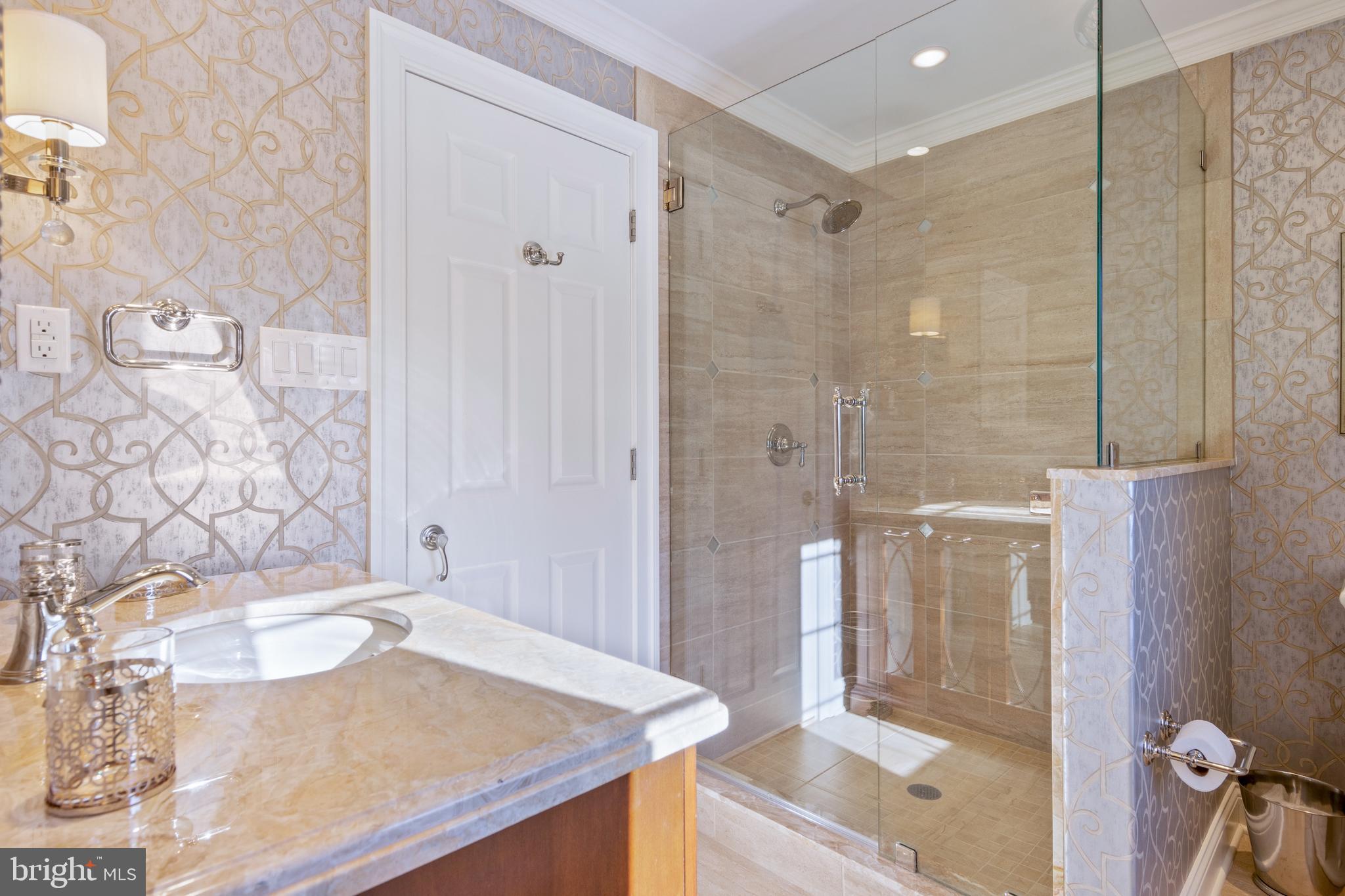 DORSAY - Residential