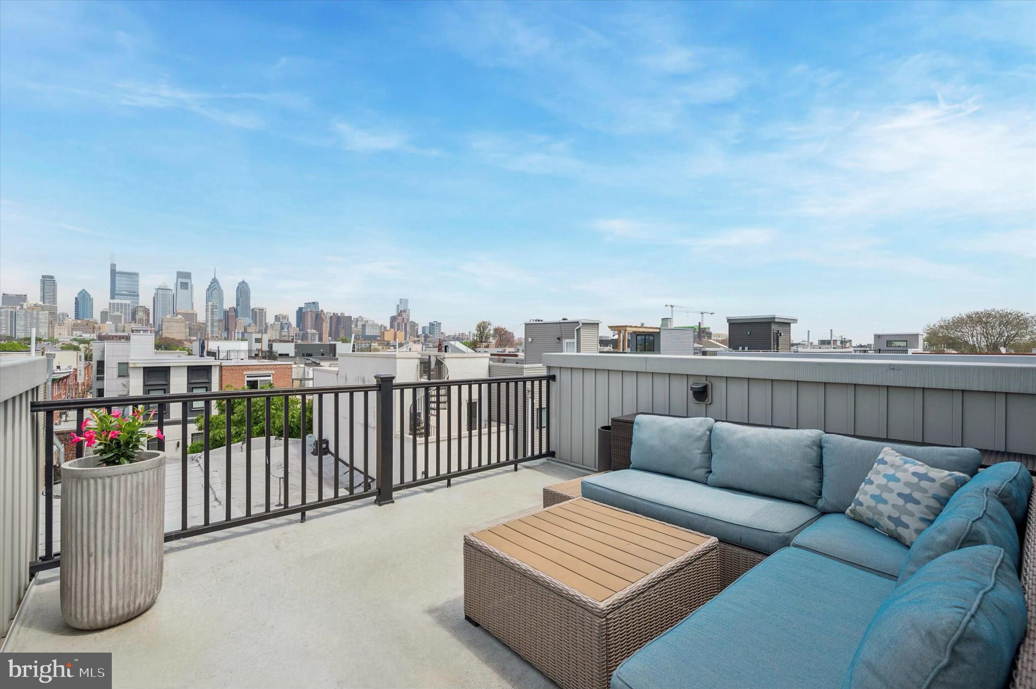 POINT BREEZE - Residential