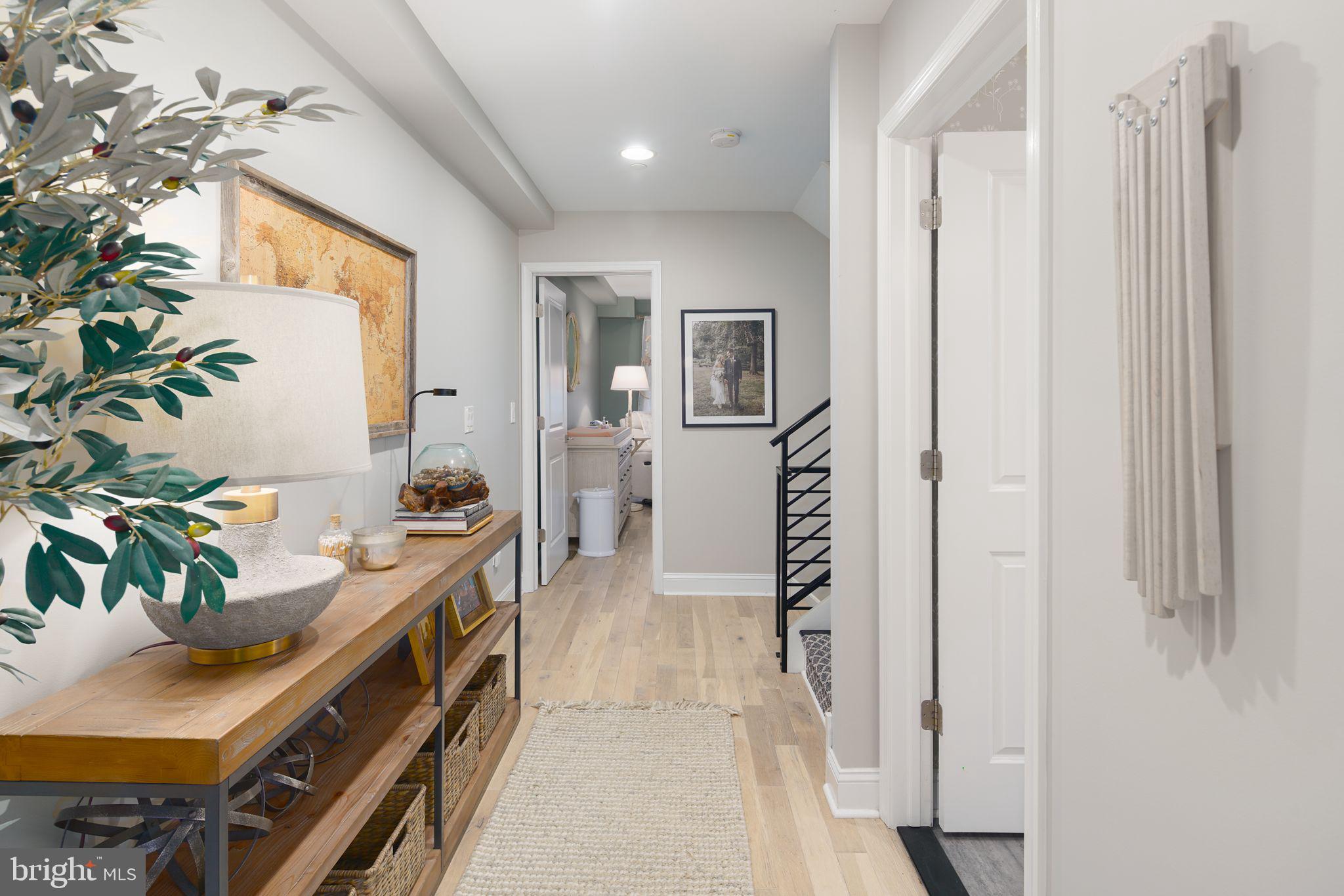 POINT BREEZE - Residential