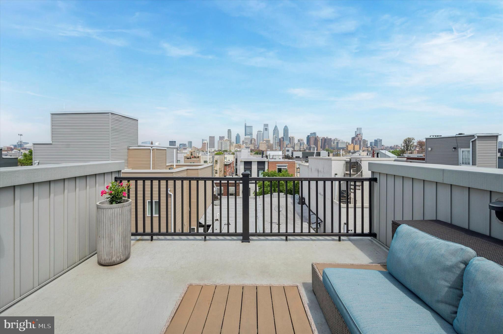 POINT BREEZE - Residential