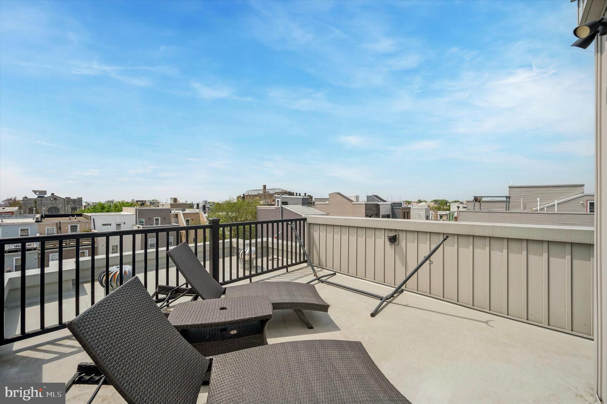 POINT BREEZE - Residential