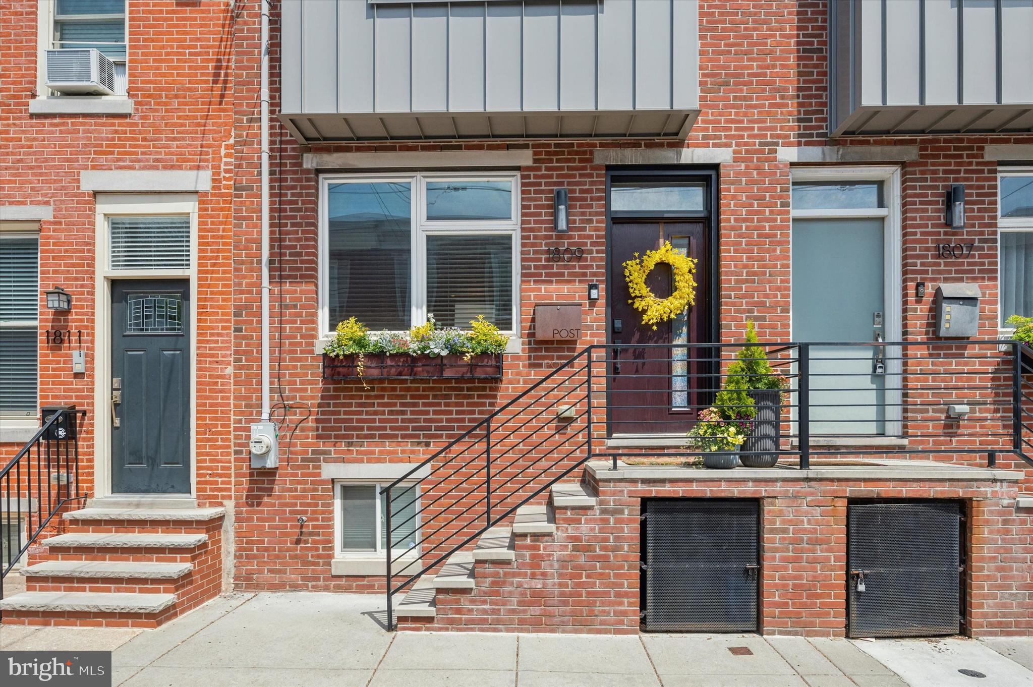 POINT BREEZE - Residential