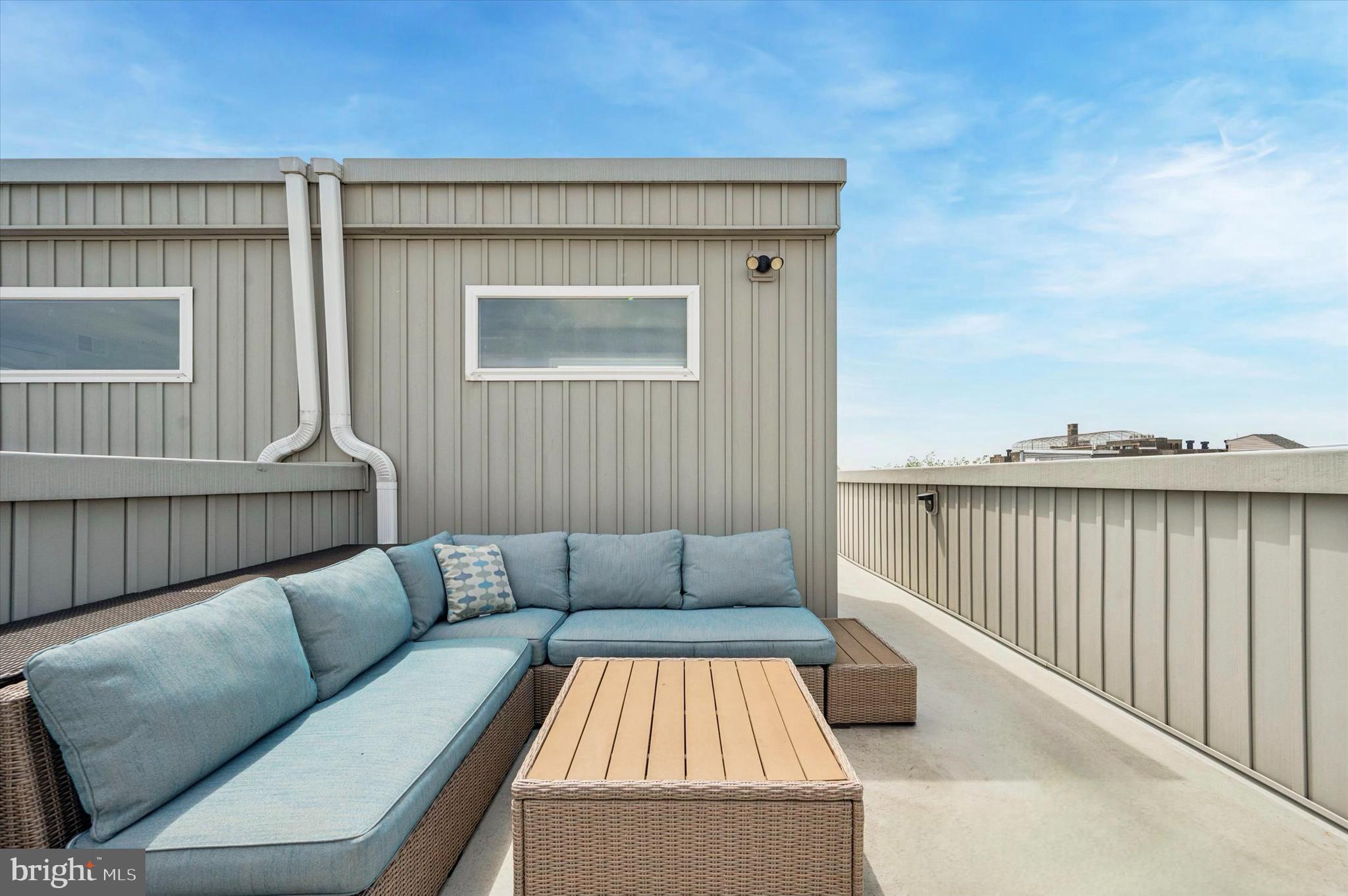 POINT BREEZE - Residential