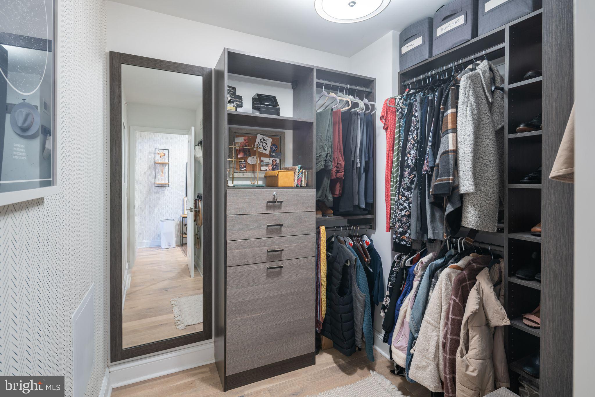 POINT BREEZE - Residential