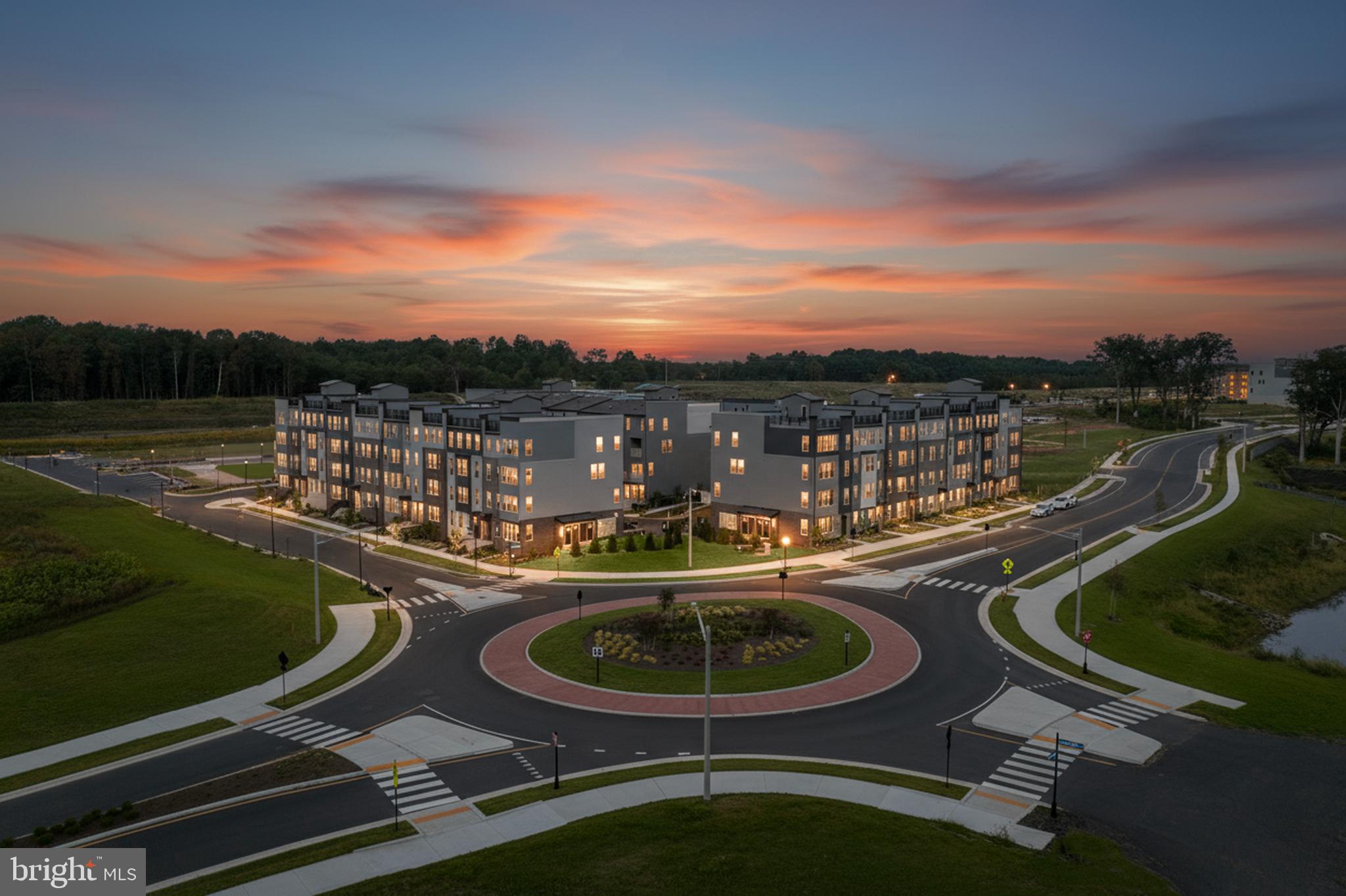 INNOVATION TOWN CENTER - Residential