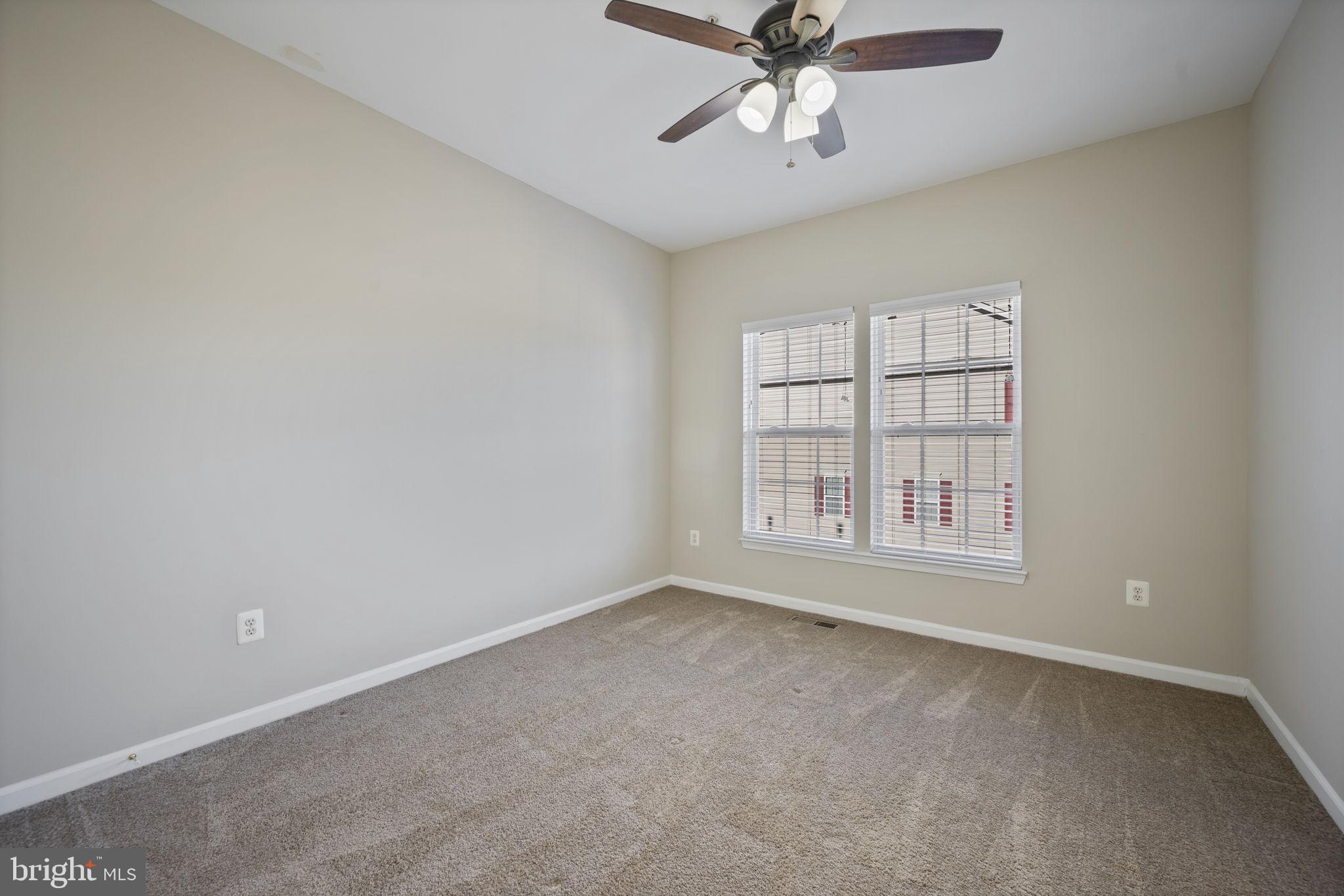 ELKRIDGE CROSSING - Residential