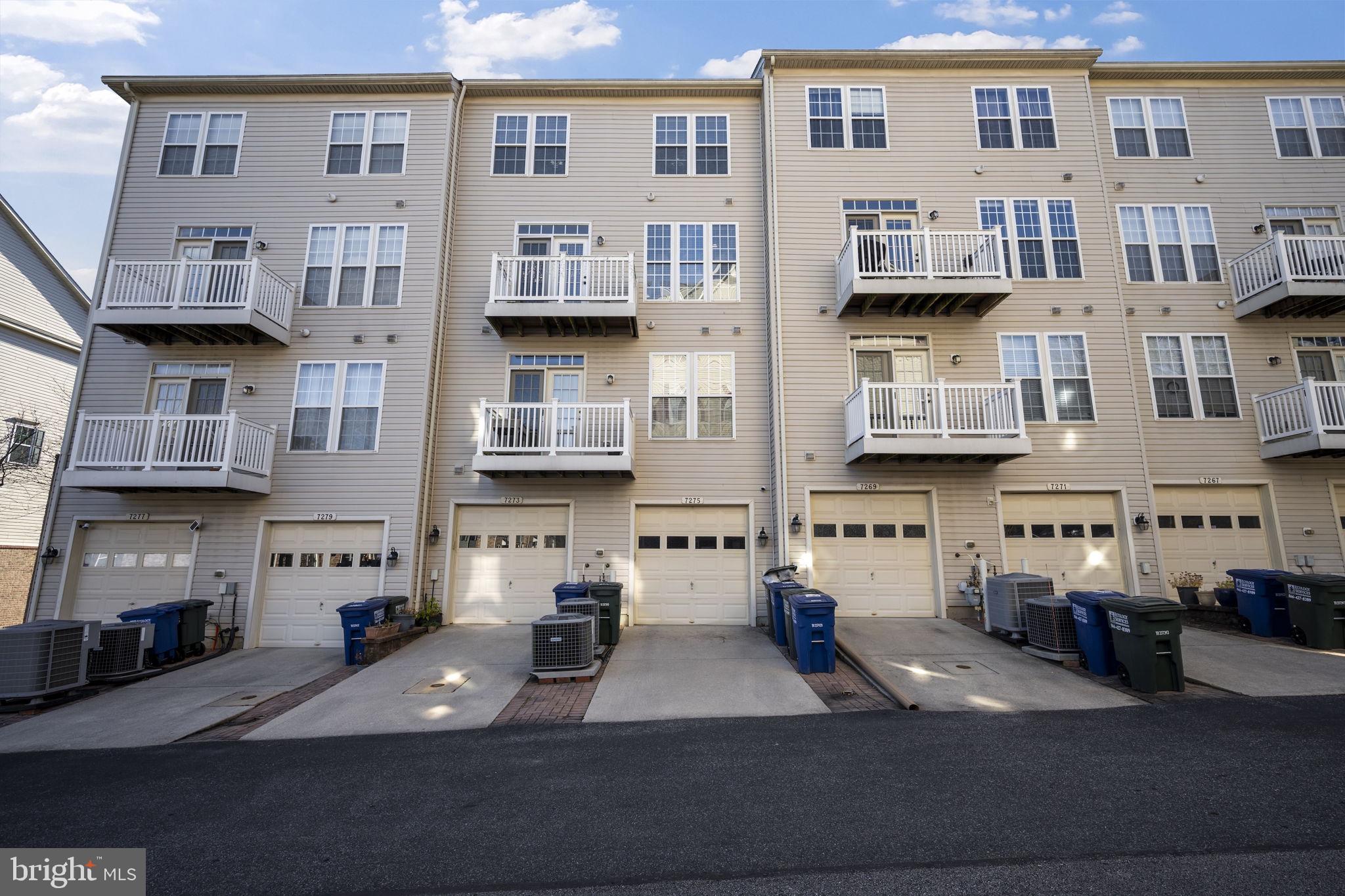 ELKRIDGE CROSSING - Residential