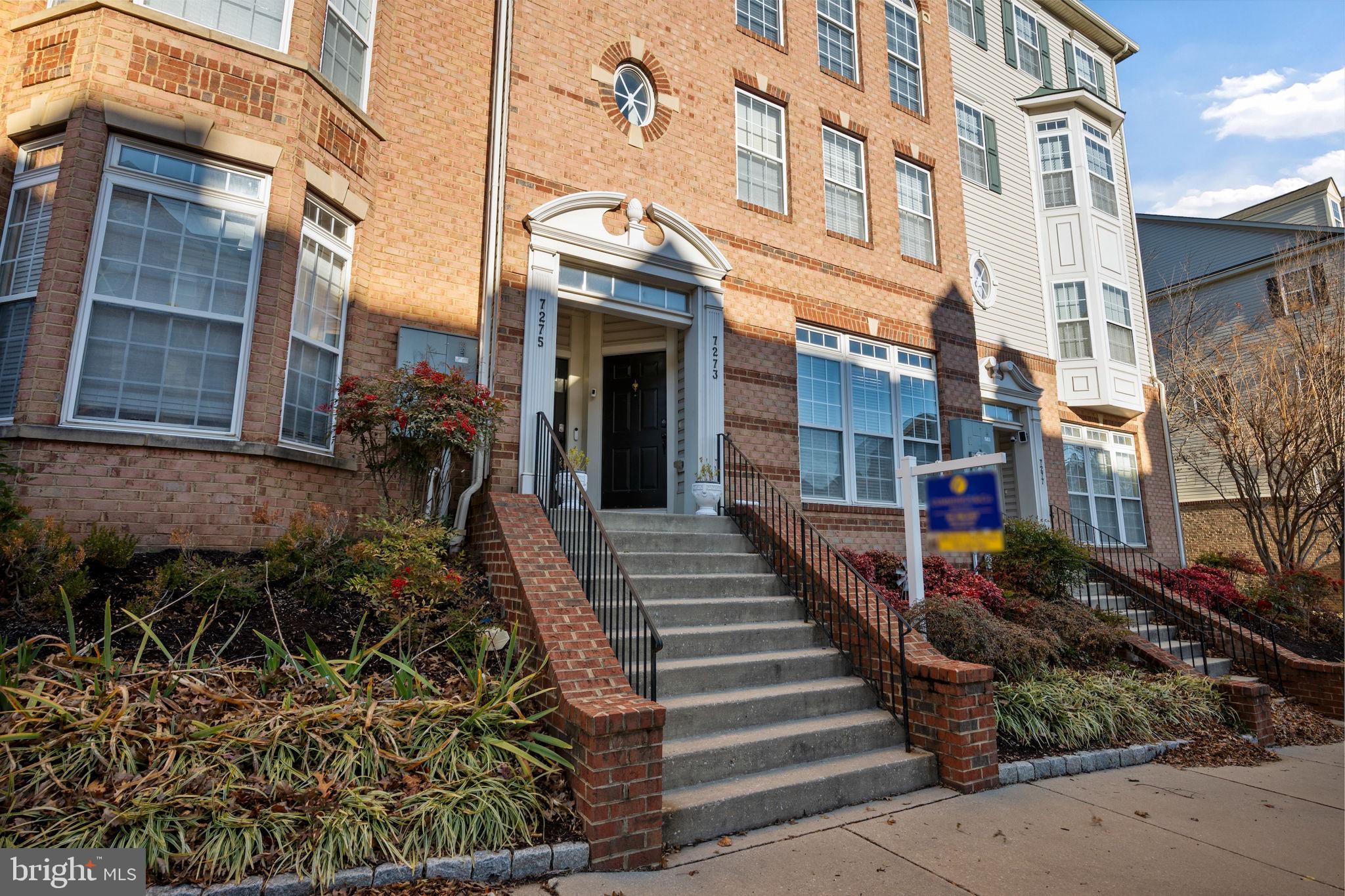 ELKRIDGE CROSSING - Residential