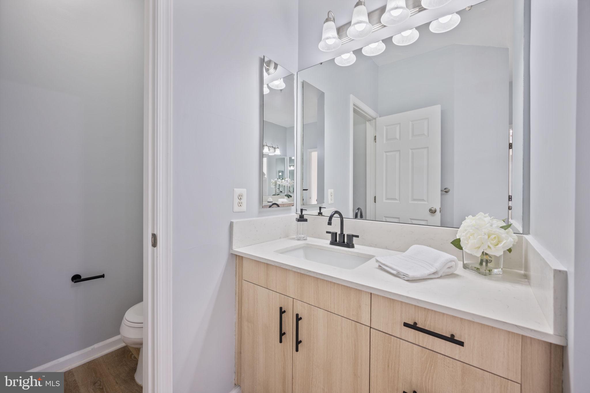 ELKRIDGE CROSSING - Residential