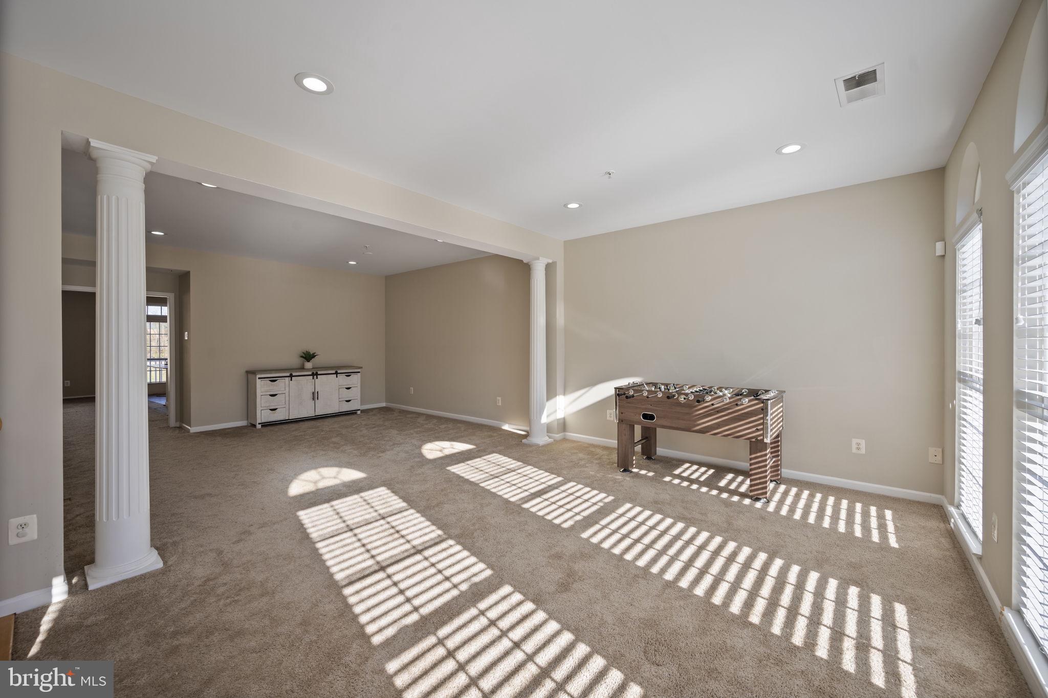 7275 ELKRIDGE CROSSING WAY