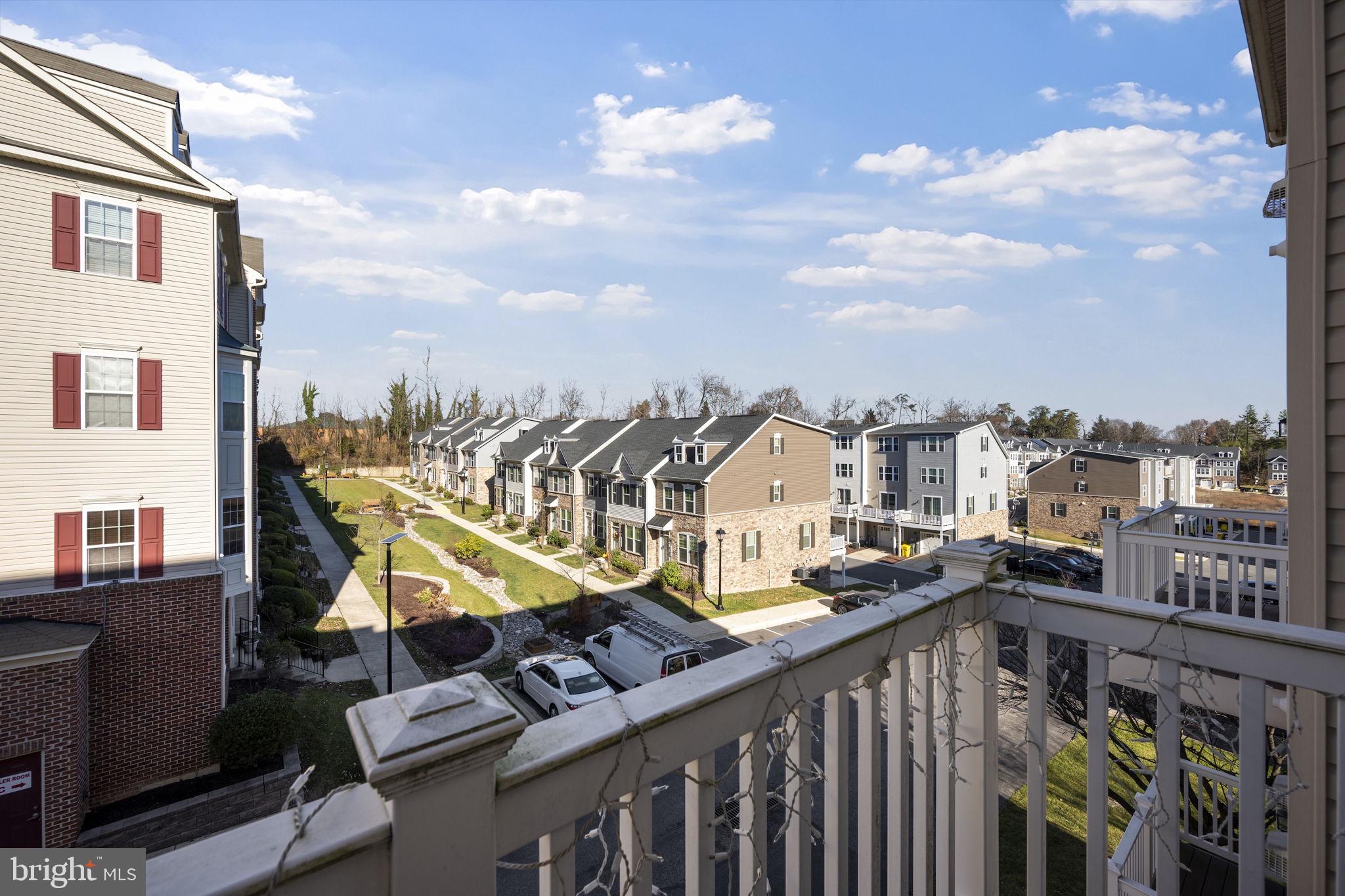 ELKRIDGE CROSSING - Residential