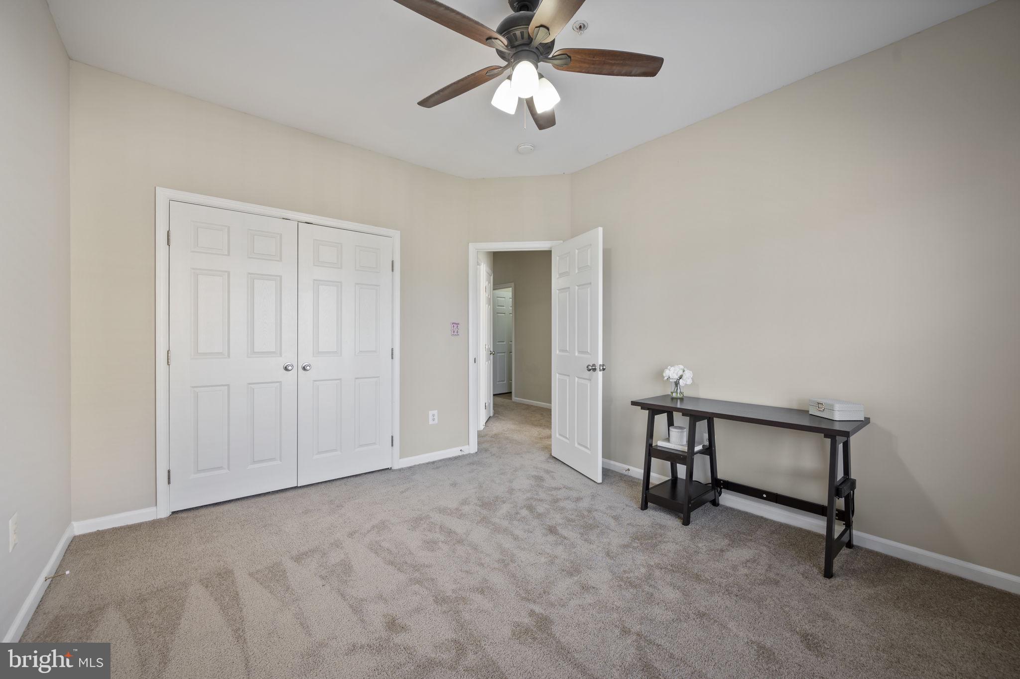 ELKRIDGE CROSSING - Residential