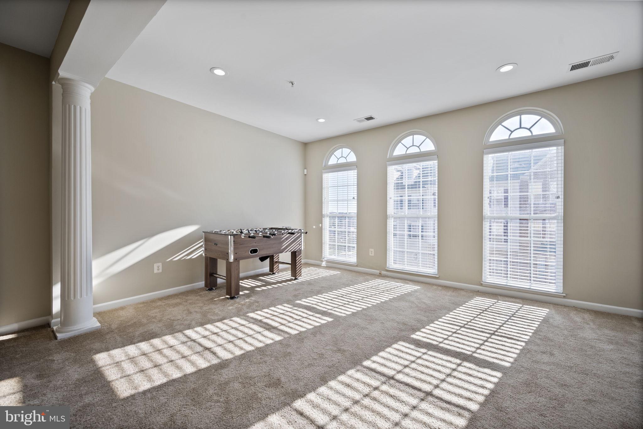 7275 ELKRIDGE CROSSING WAY