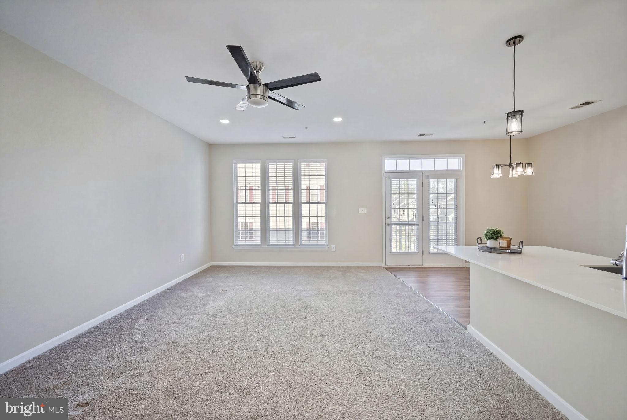 ELKRIDGE CROSSING - Residential