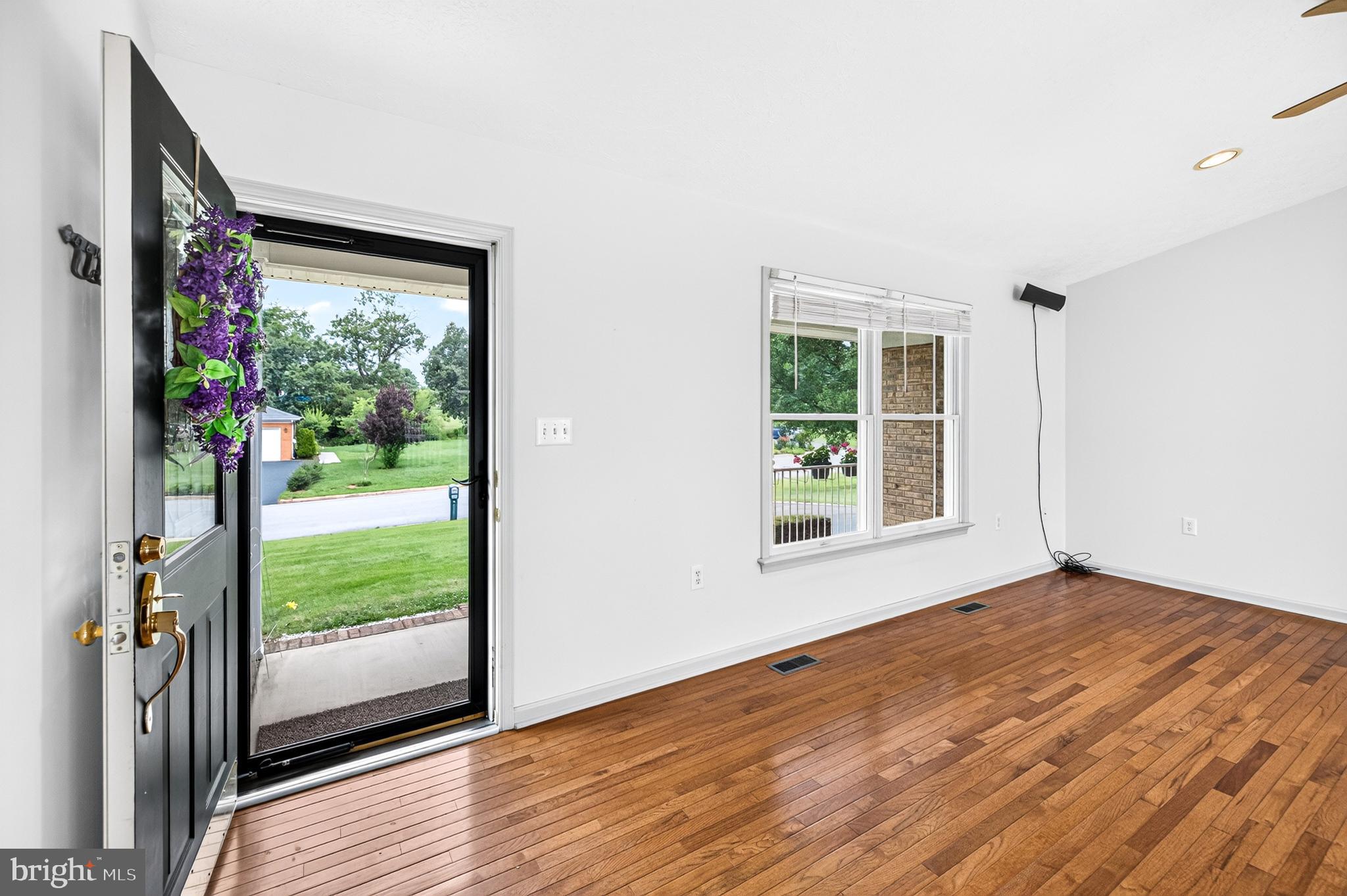 18 MEADOW LANE