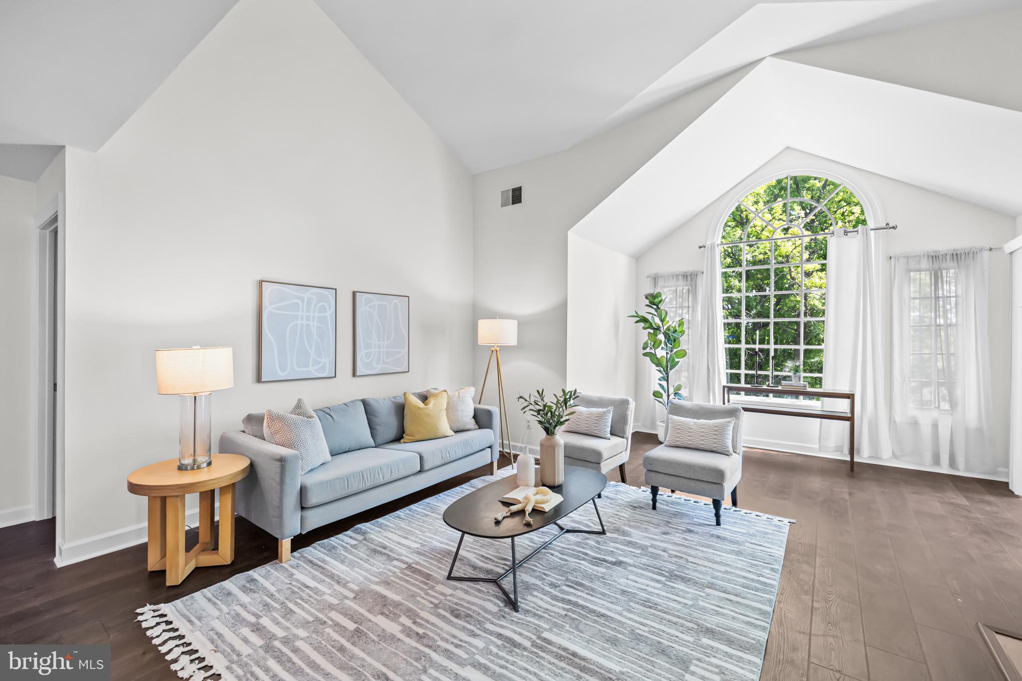 PRINCETON WOODS - Residential