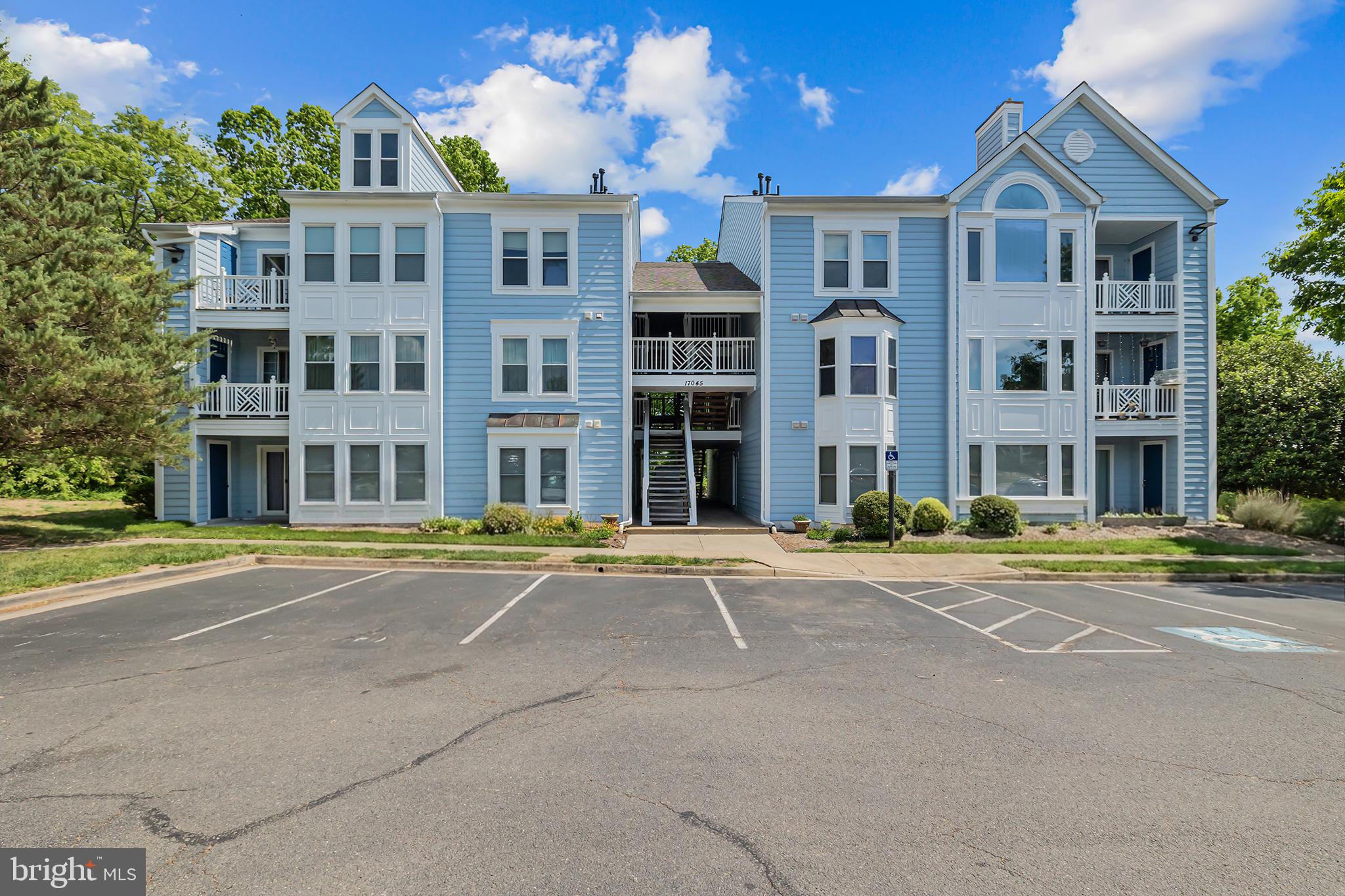 PRINCETON WOODS - Residential