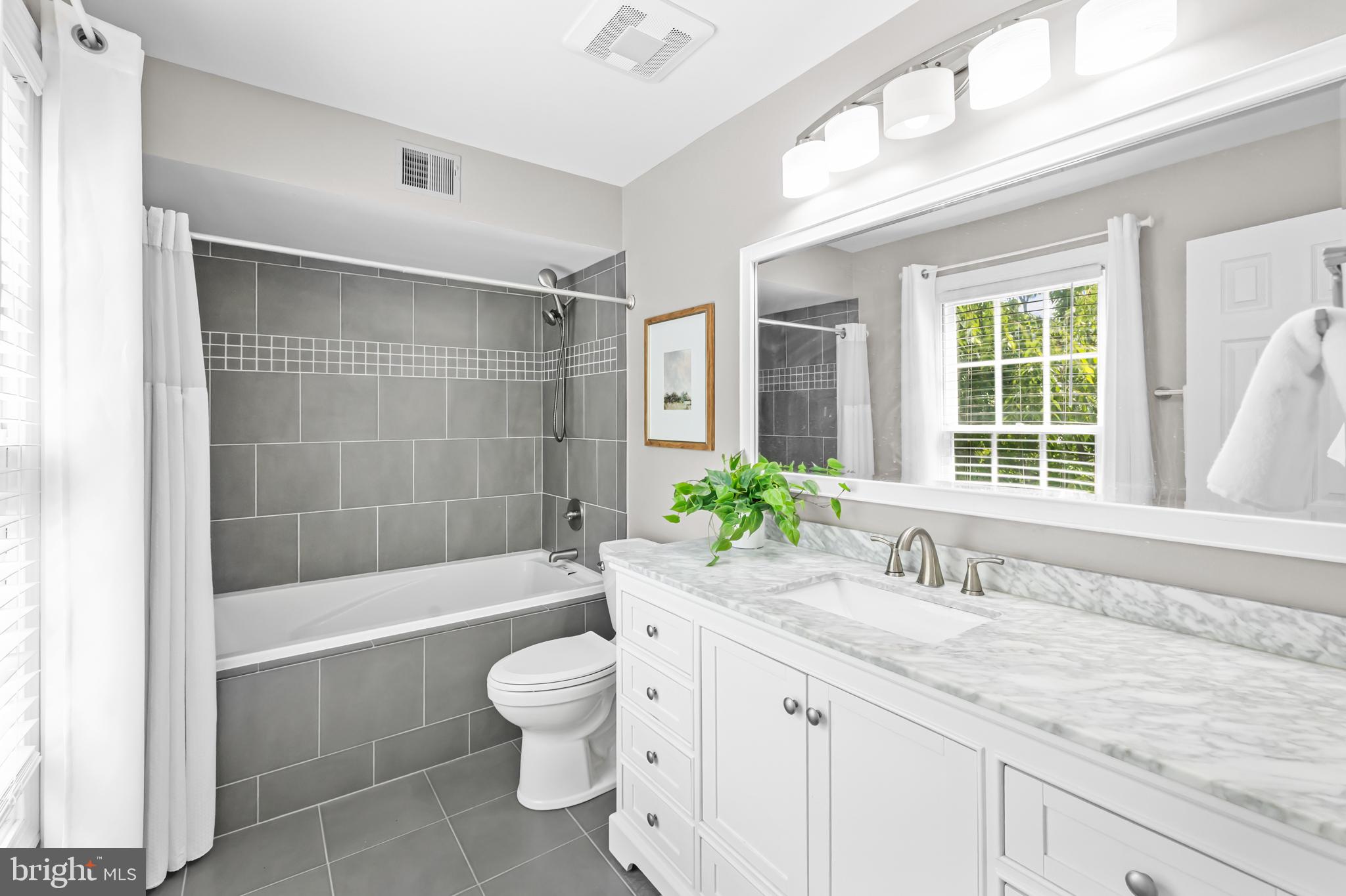 PRINCETON WOODS - Residential