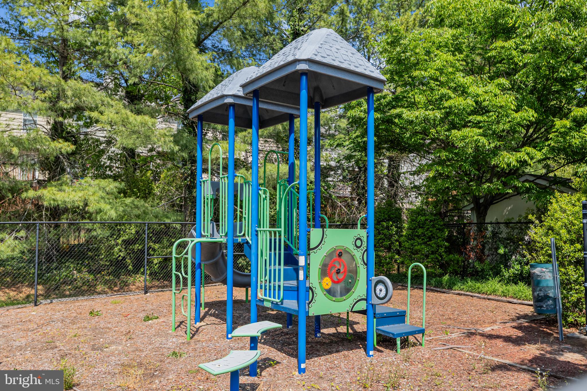 PRINCETON WOODS - Residential