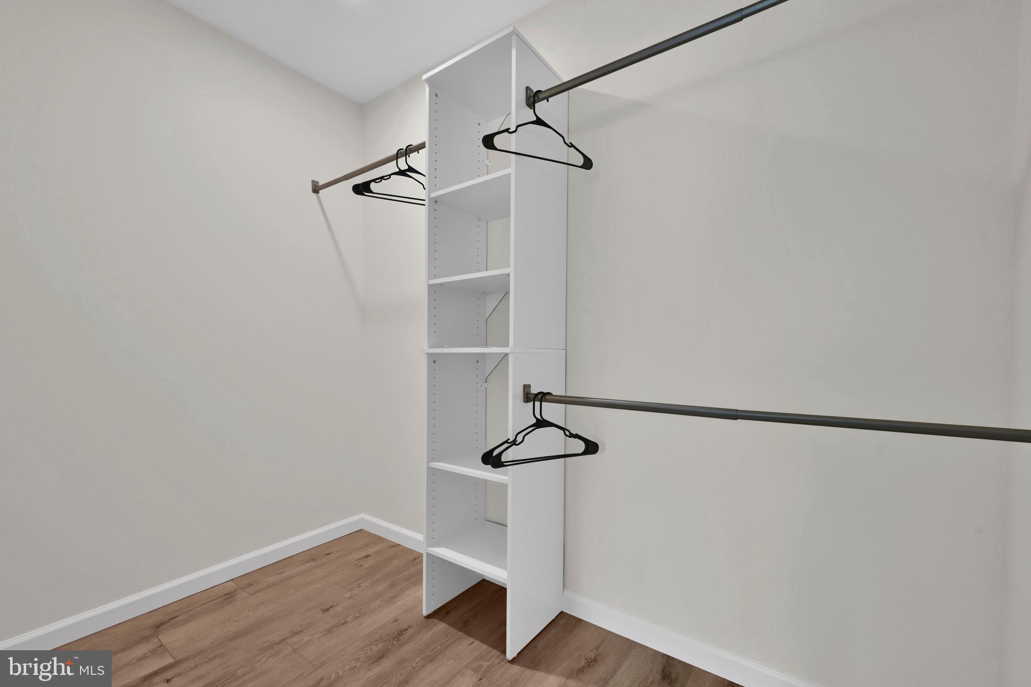 MOUNT HOPE - Residential