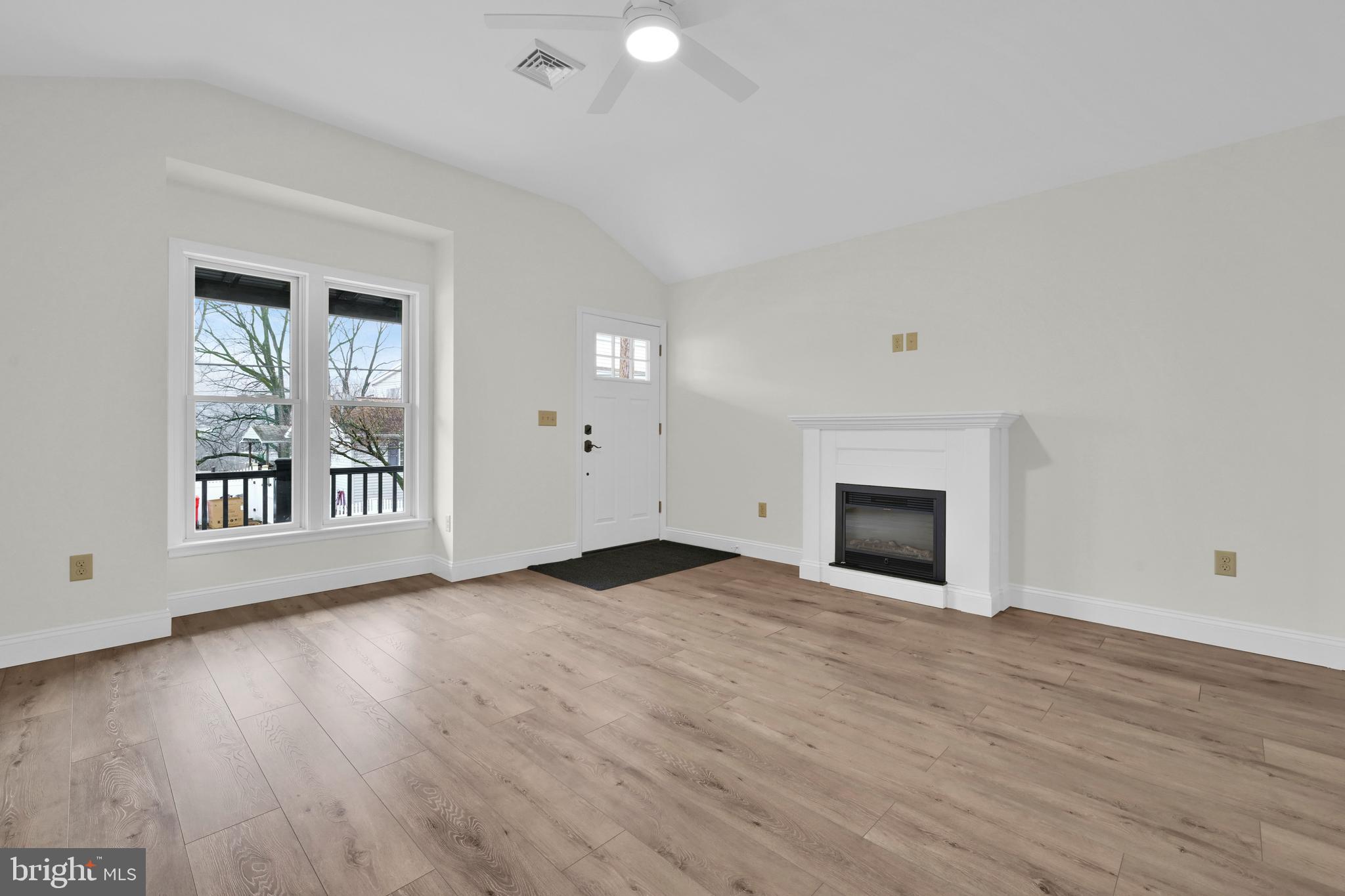 MOUNT HOPE - Residential