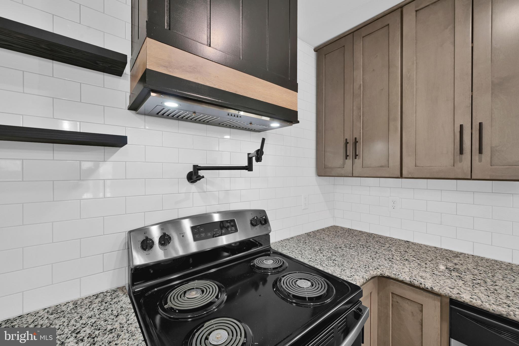 MOUNT HOPE - Residential