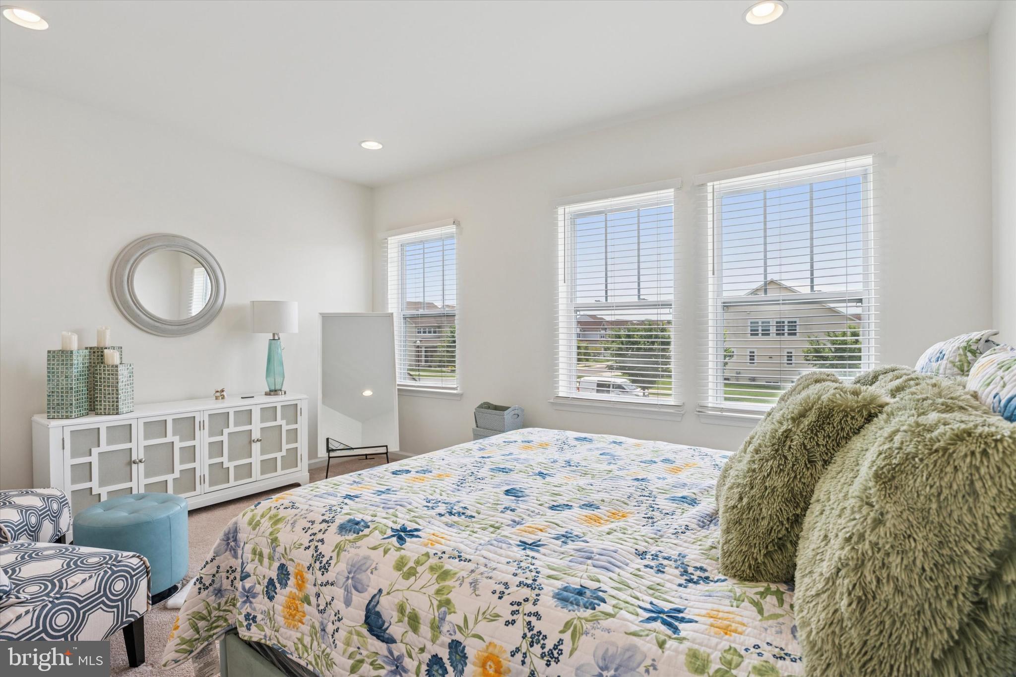 VILLAGE OF BAYBERRY - Residential