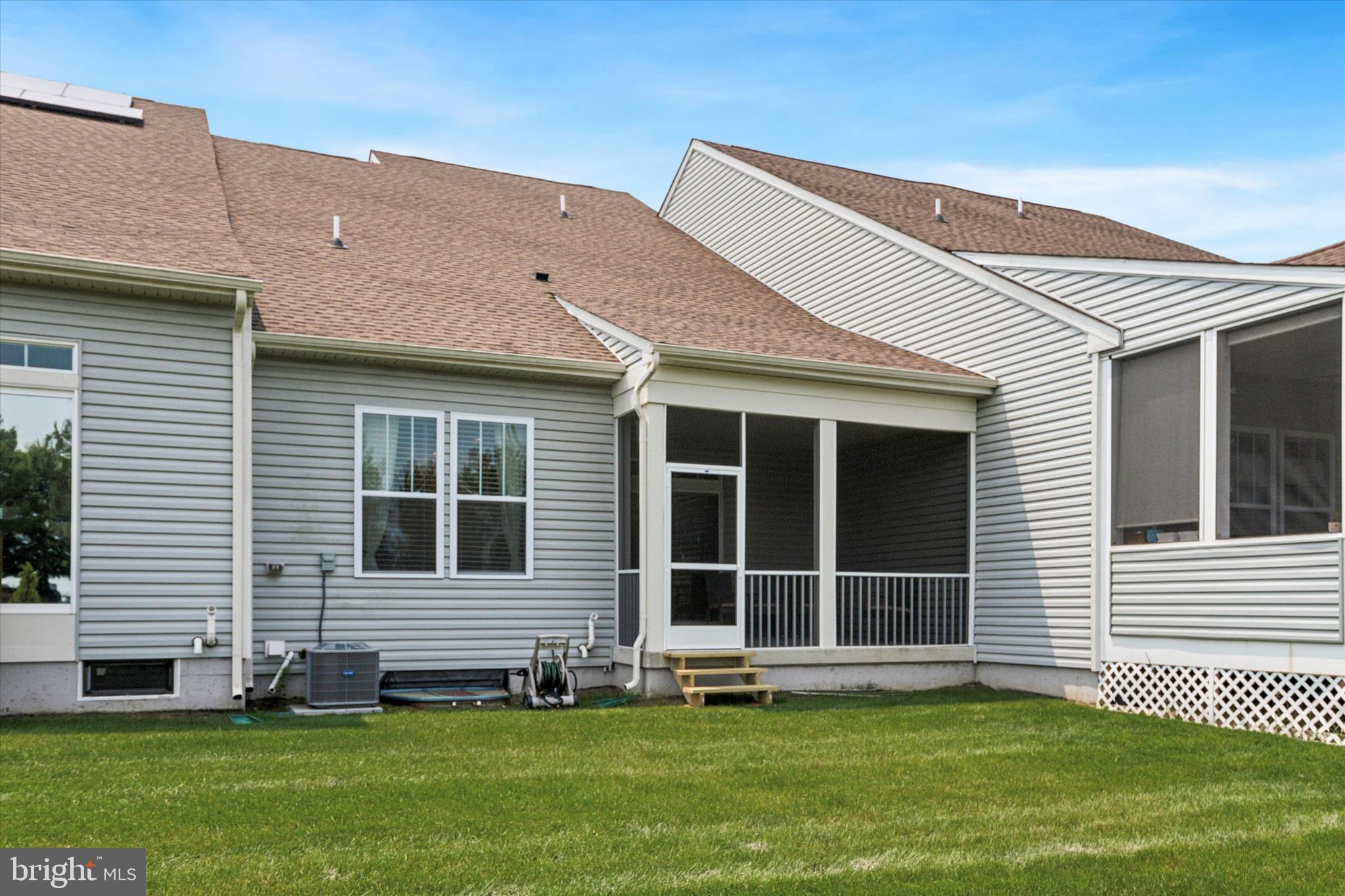 VILLAGE OF BAYBERRY - Residential