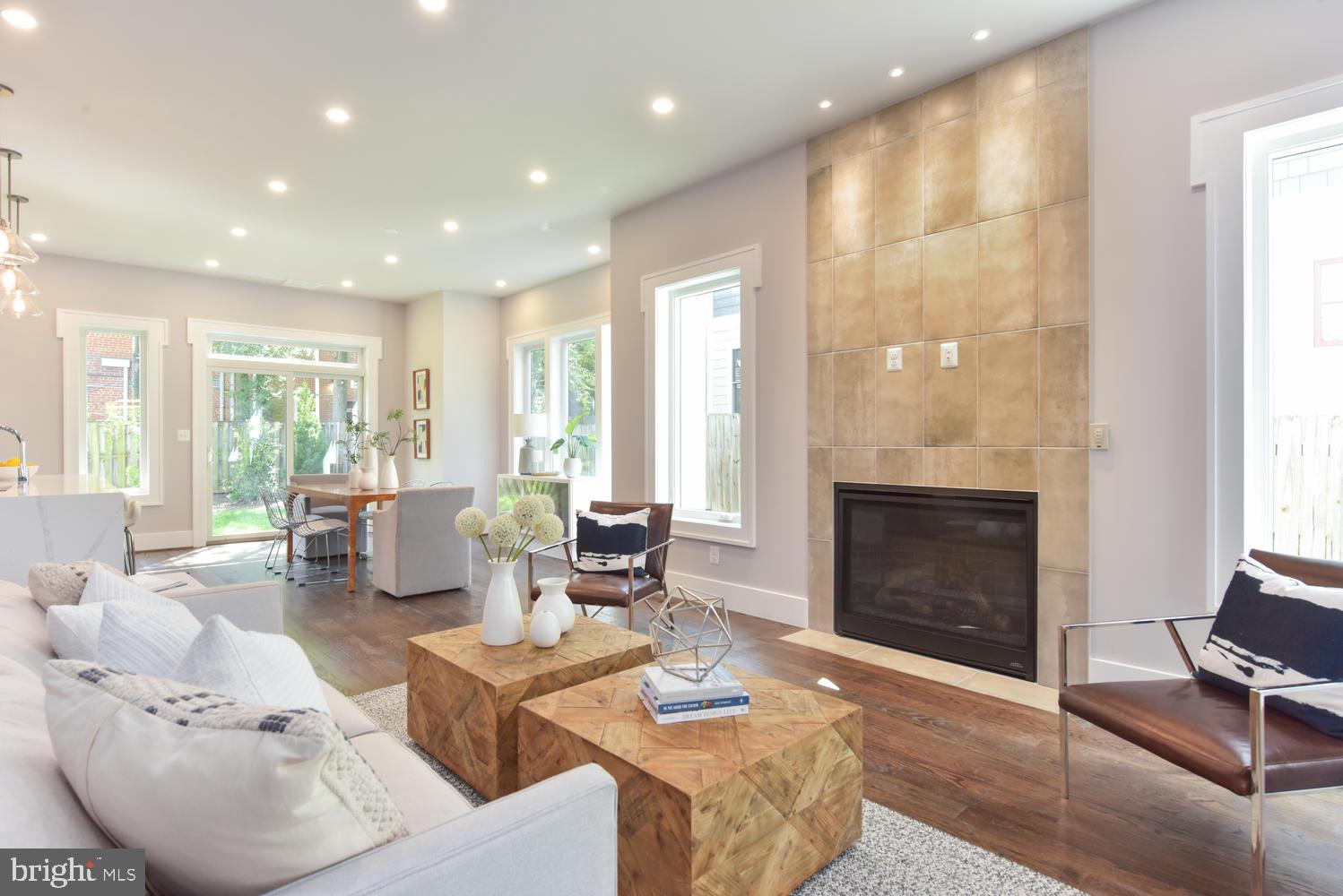 GARDEN CITY - Residential