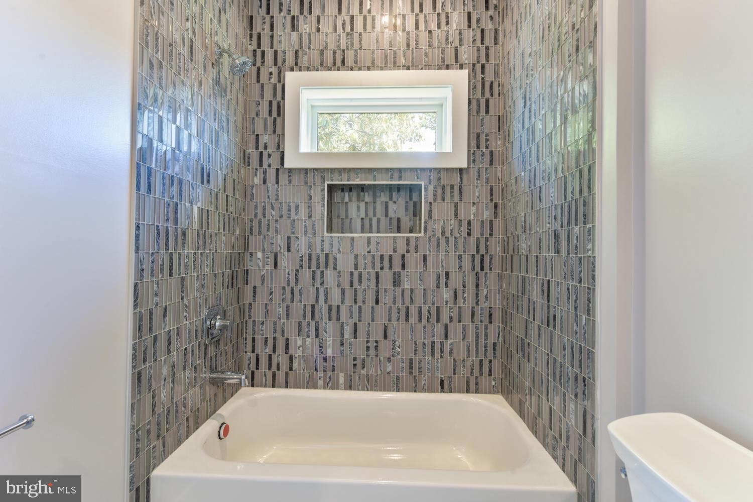 GARDEN CITY - Residential