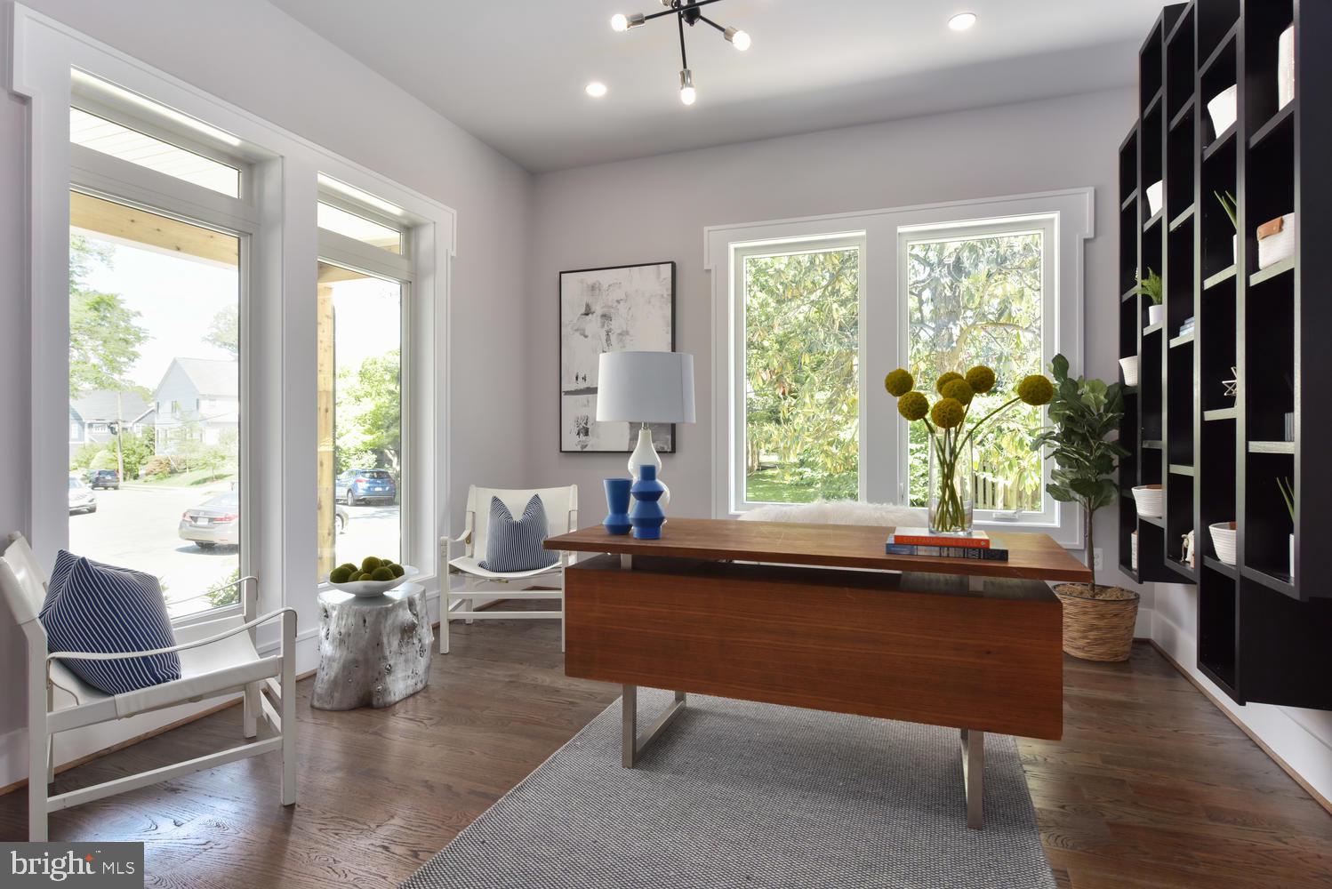 GARDEN CITY - Residential