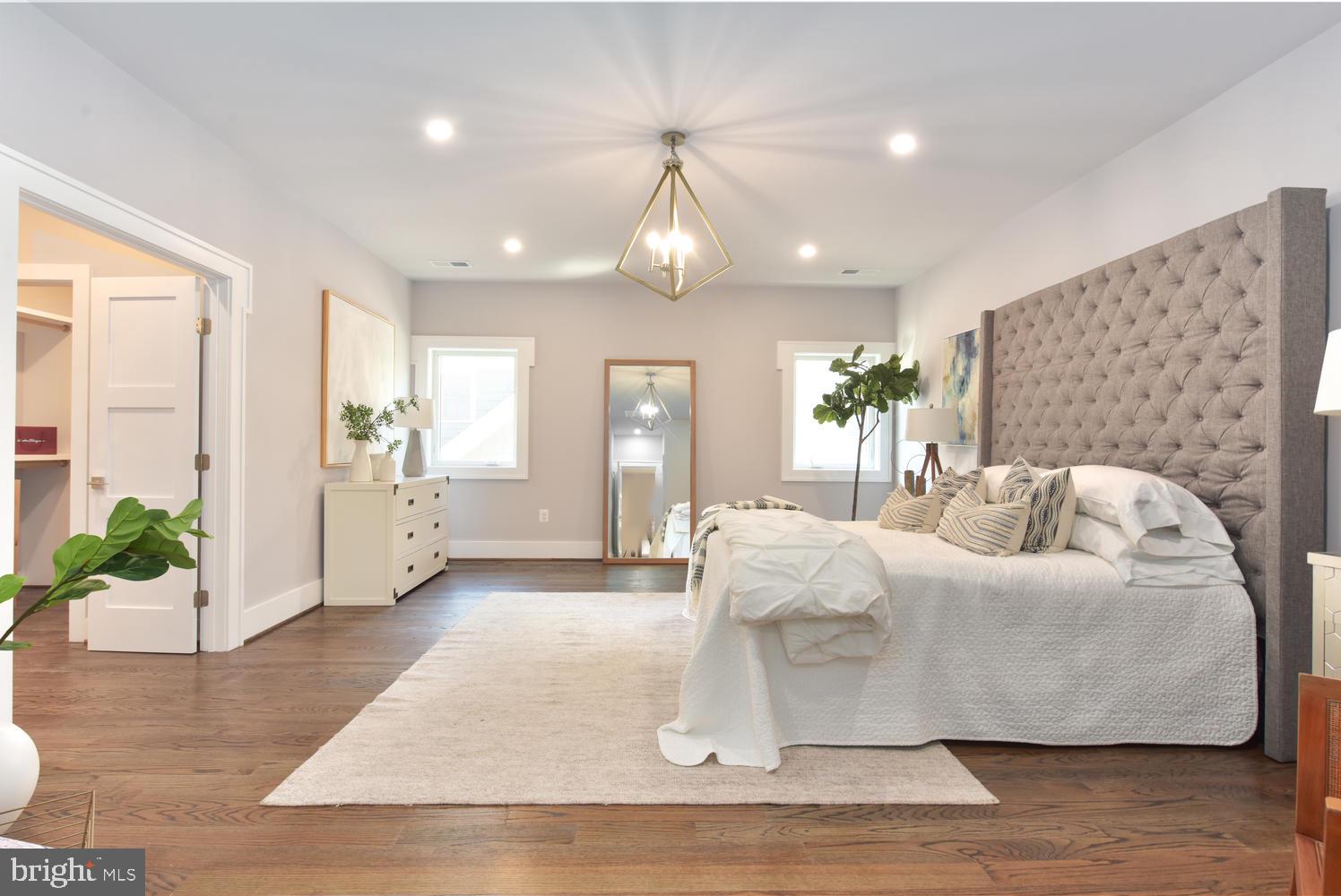 GARDEN CITY - Residential