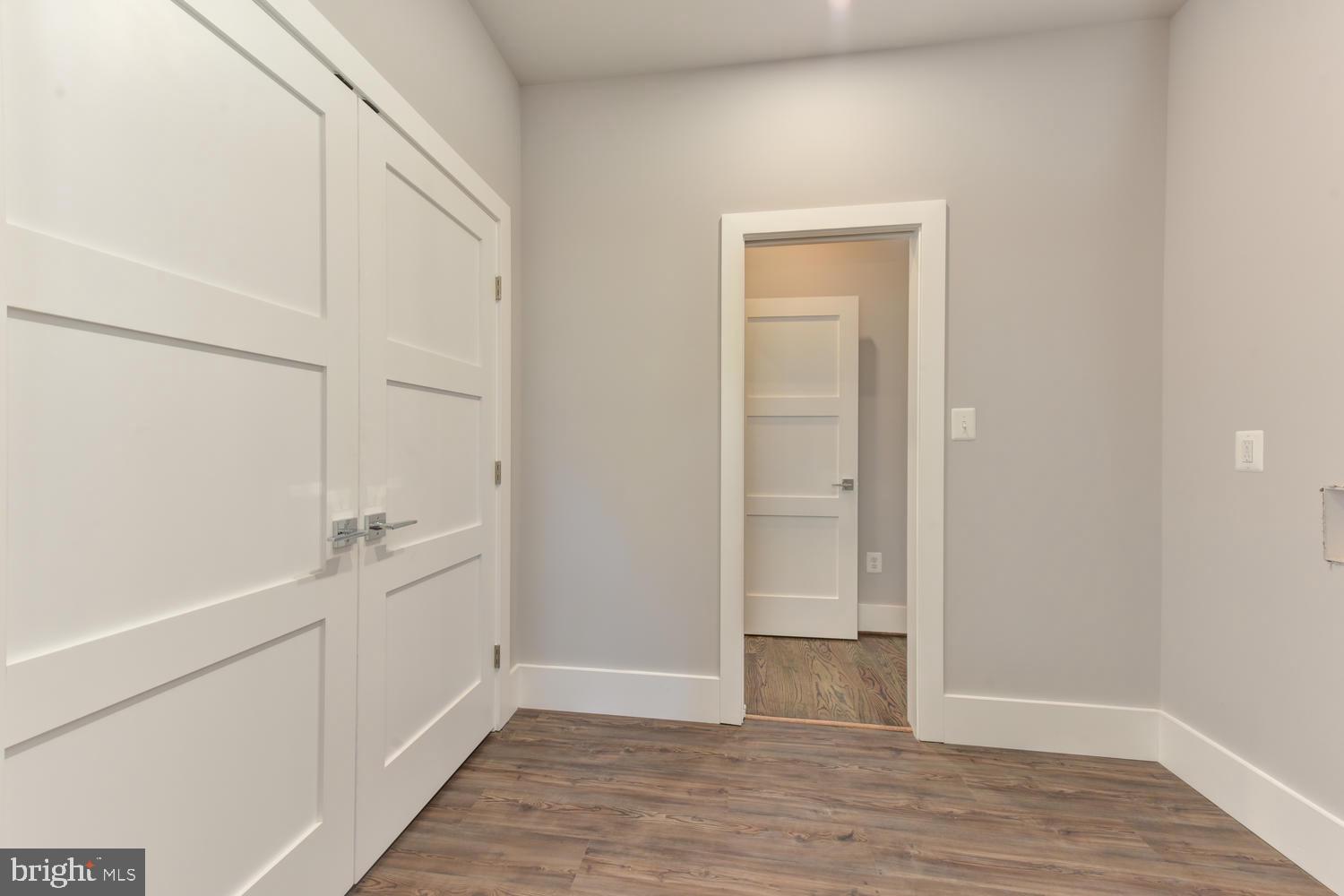 GARDEN CITY - Residential