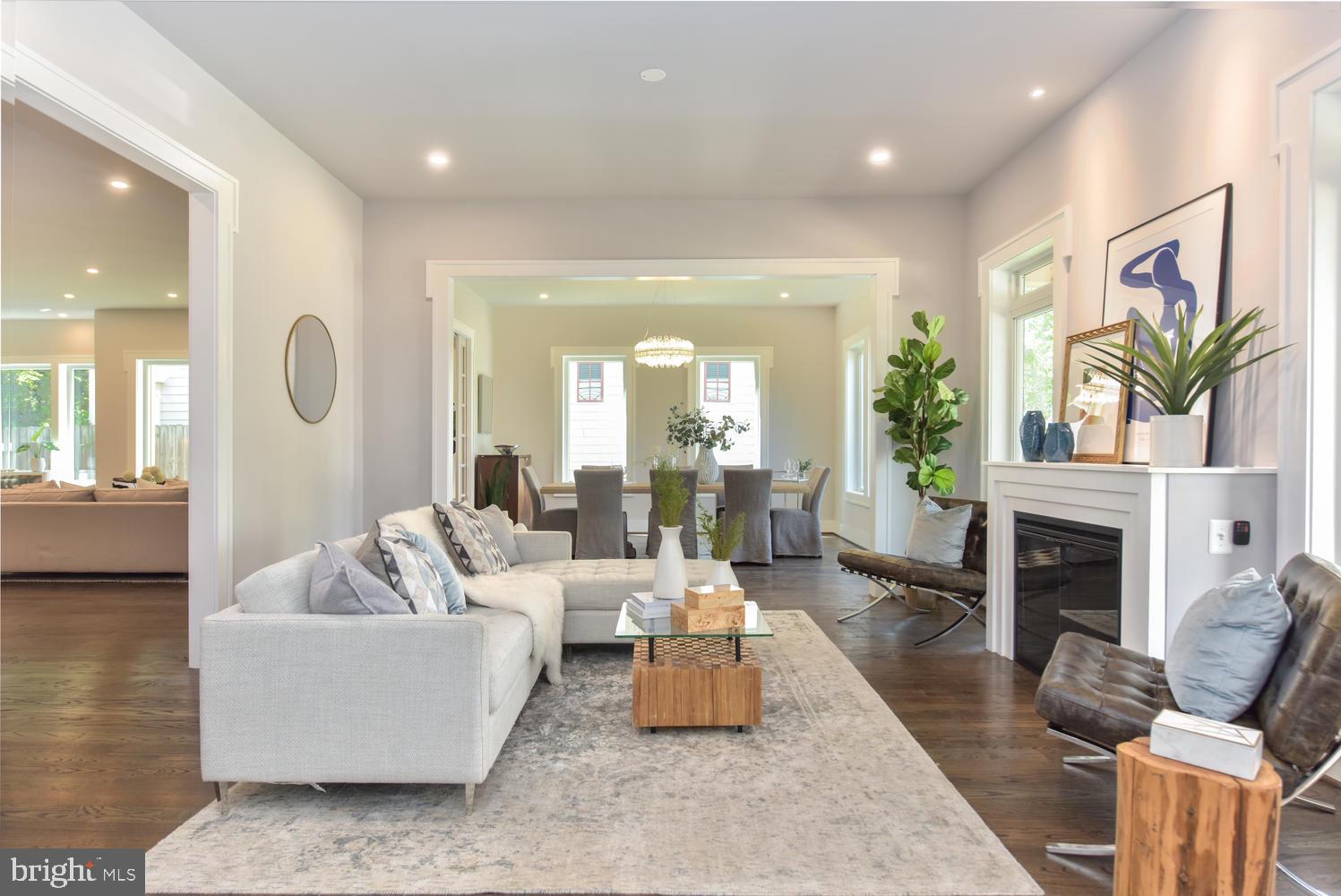 GARDEN CITY - Residential