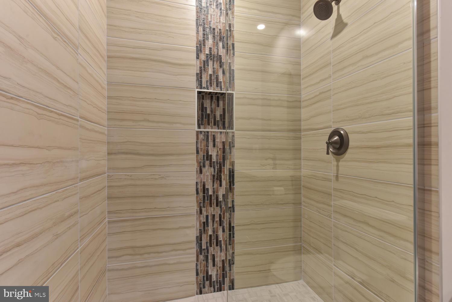 GARDEN CITY - Residential