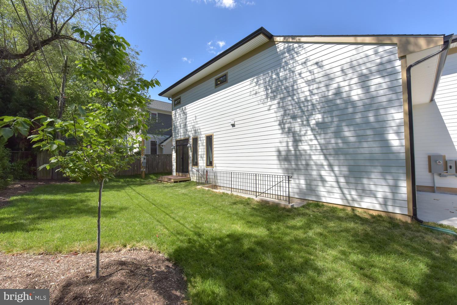 GARDEN CITY - Residential