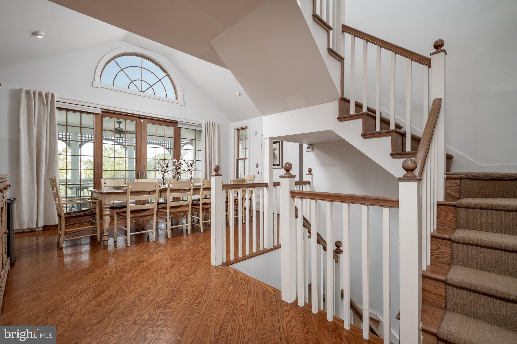 PELICANS POUCH - Residential