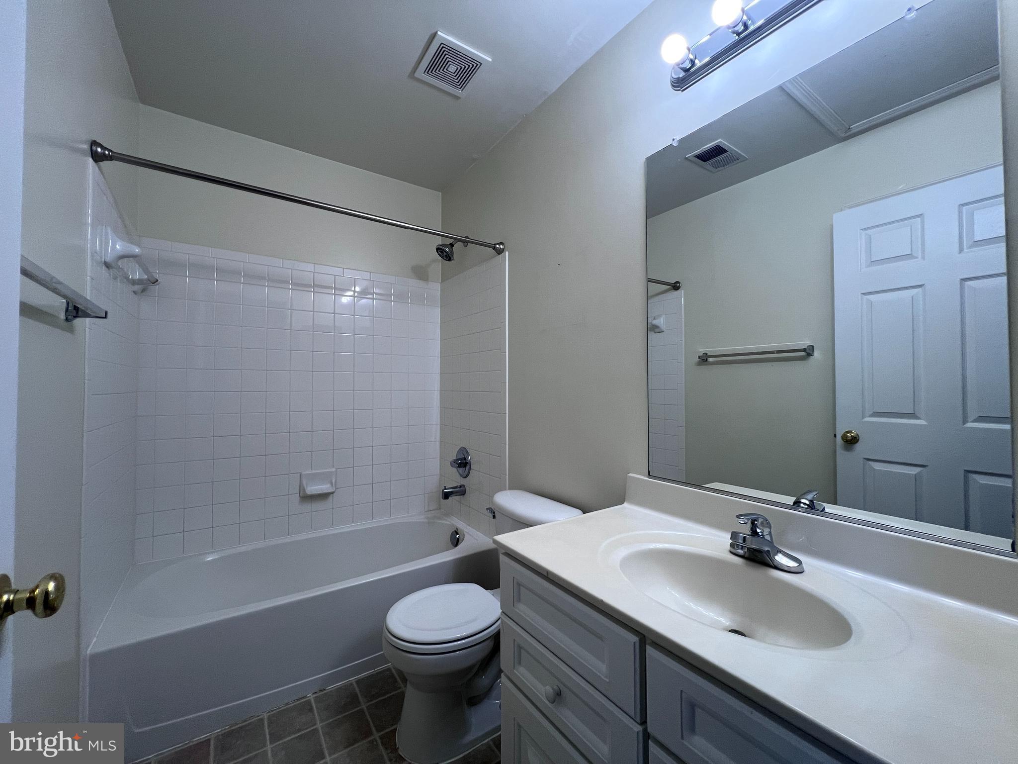 CARTERWOOD - Residential Lease