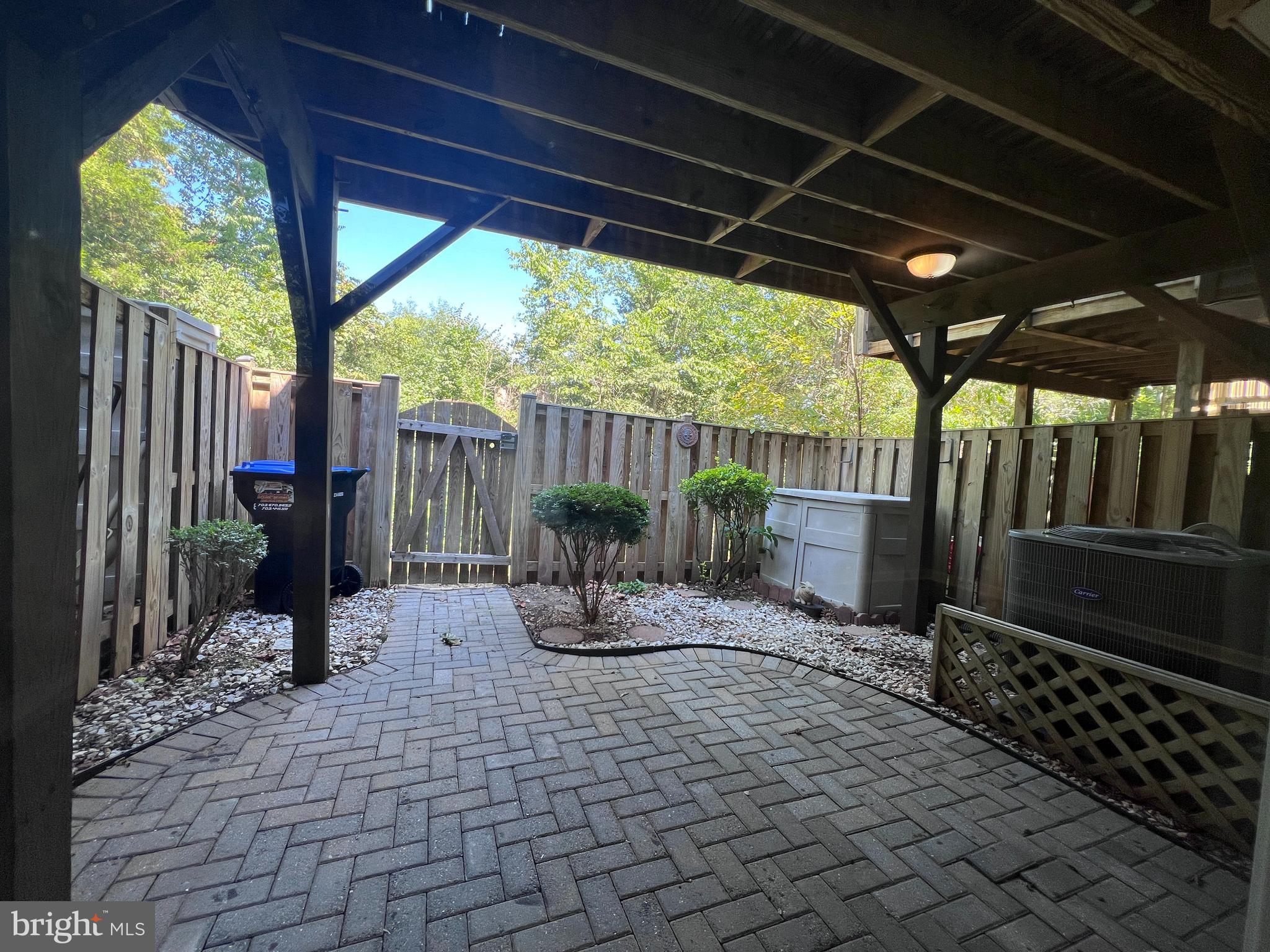 CARTERWOOD - Residential Lease