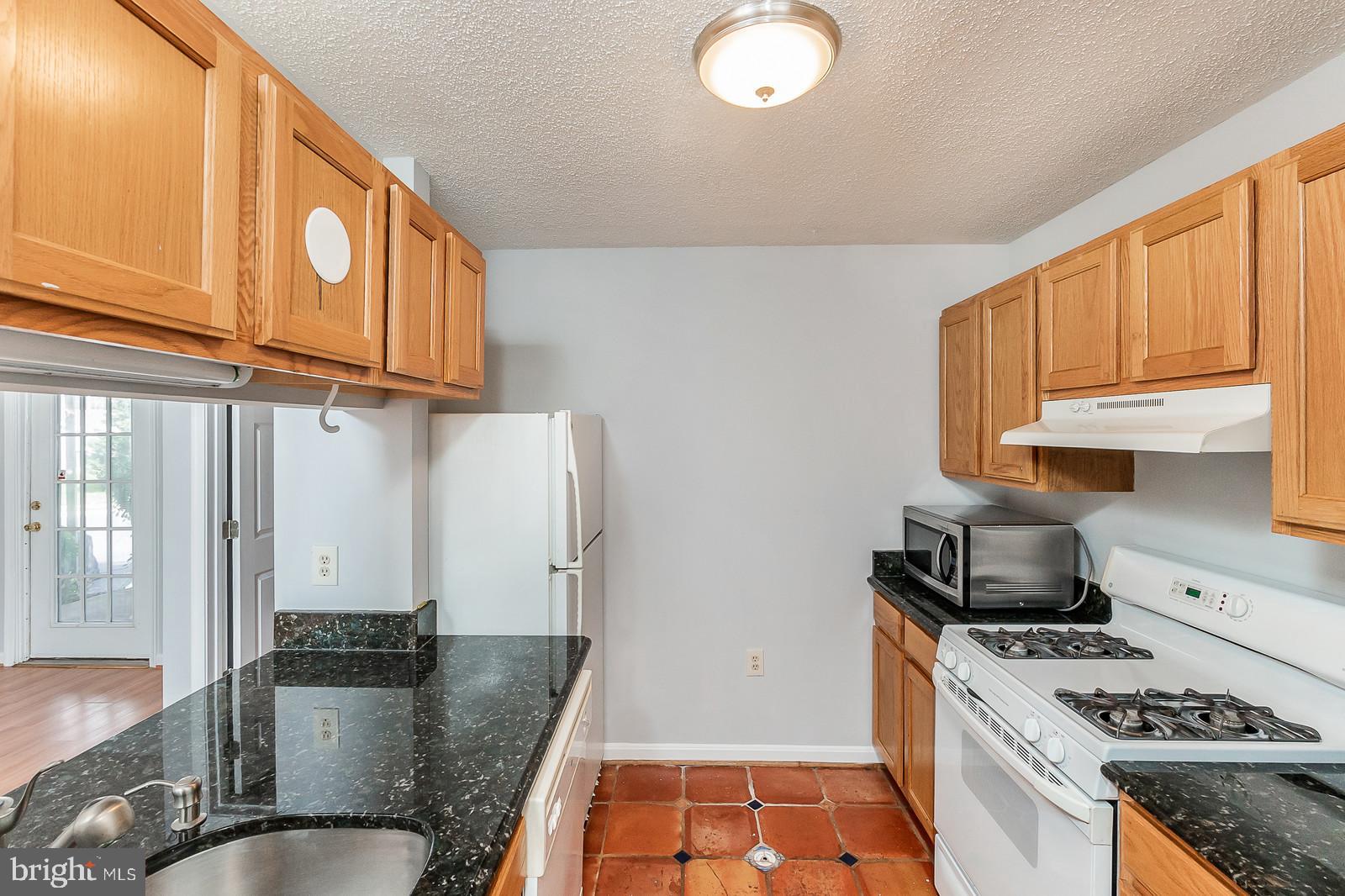 ASHBURN FARM - Residential