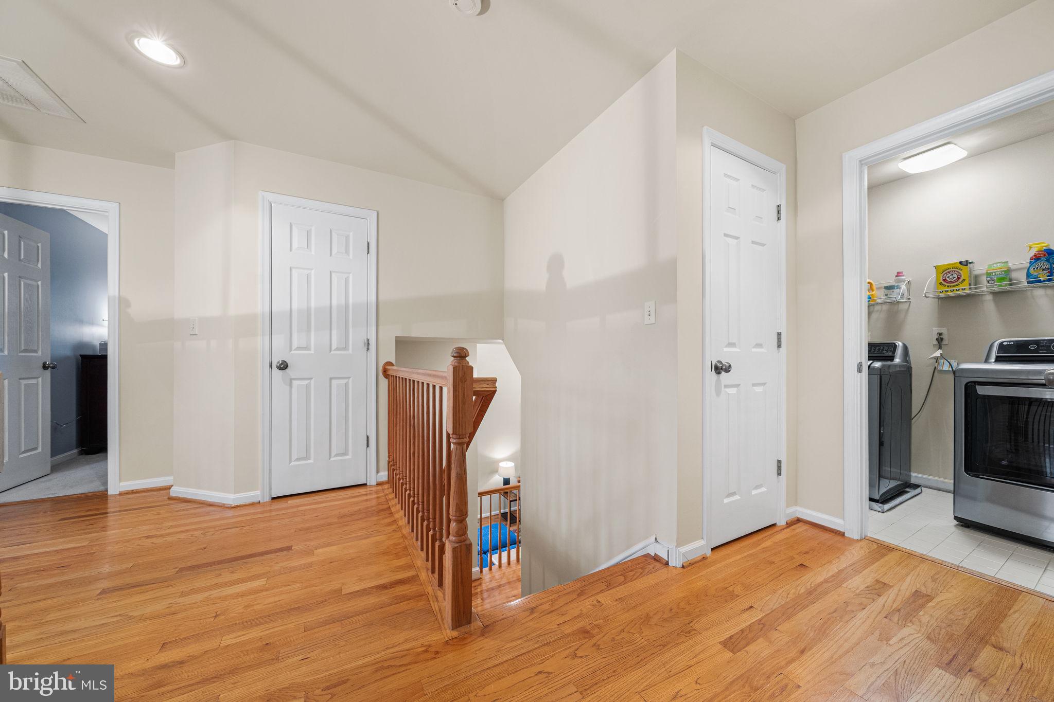 JERZY LAMOT - Residential