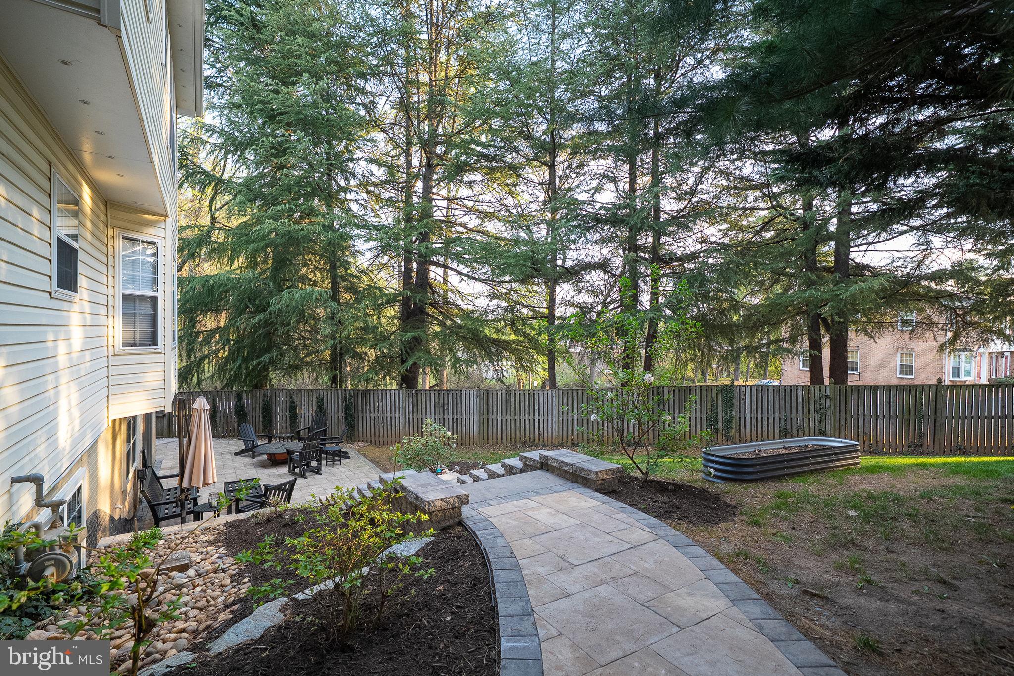 JERZY LAMOT - Residential