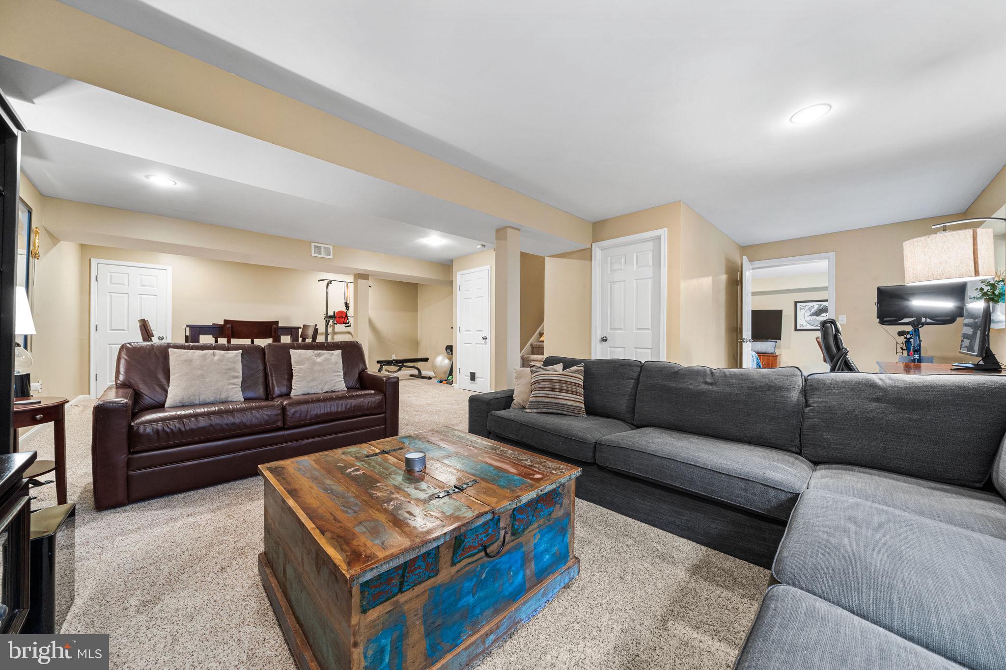 JERZY LAMOT - Residential