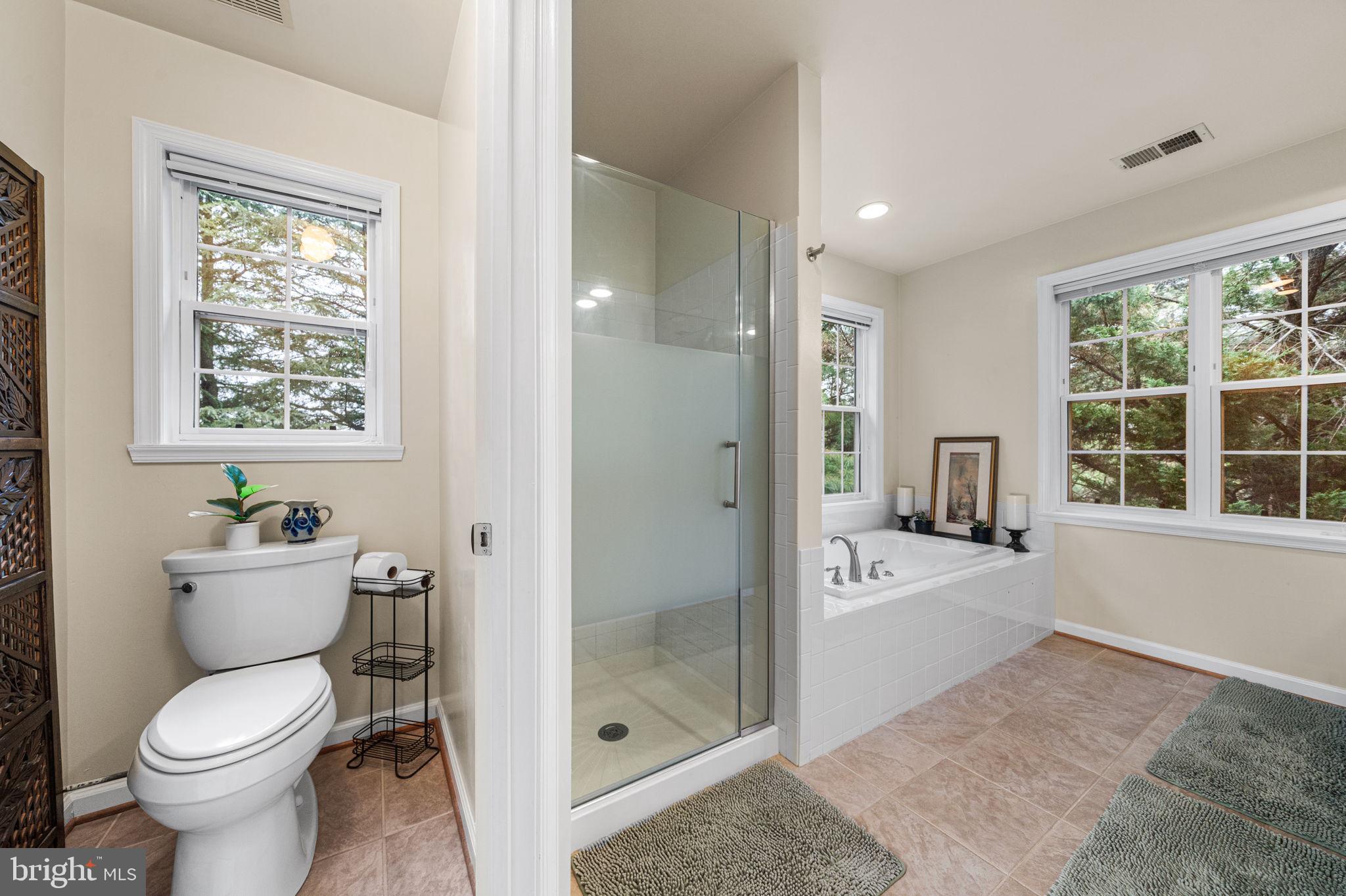 JERZY LAMOT - Residential