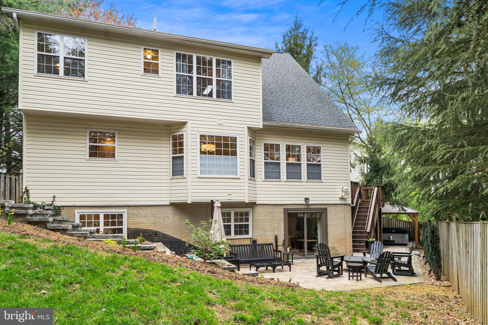 JERZY LAMOT - Residential