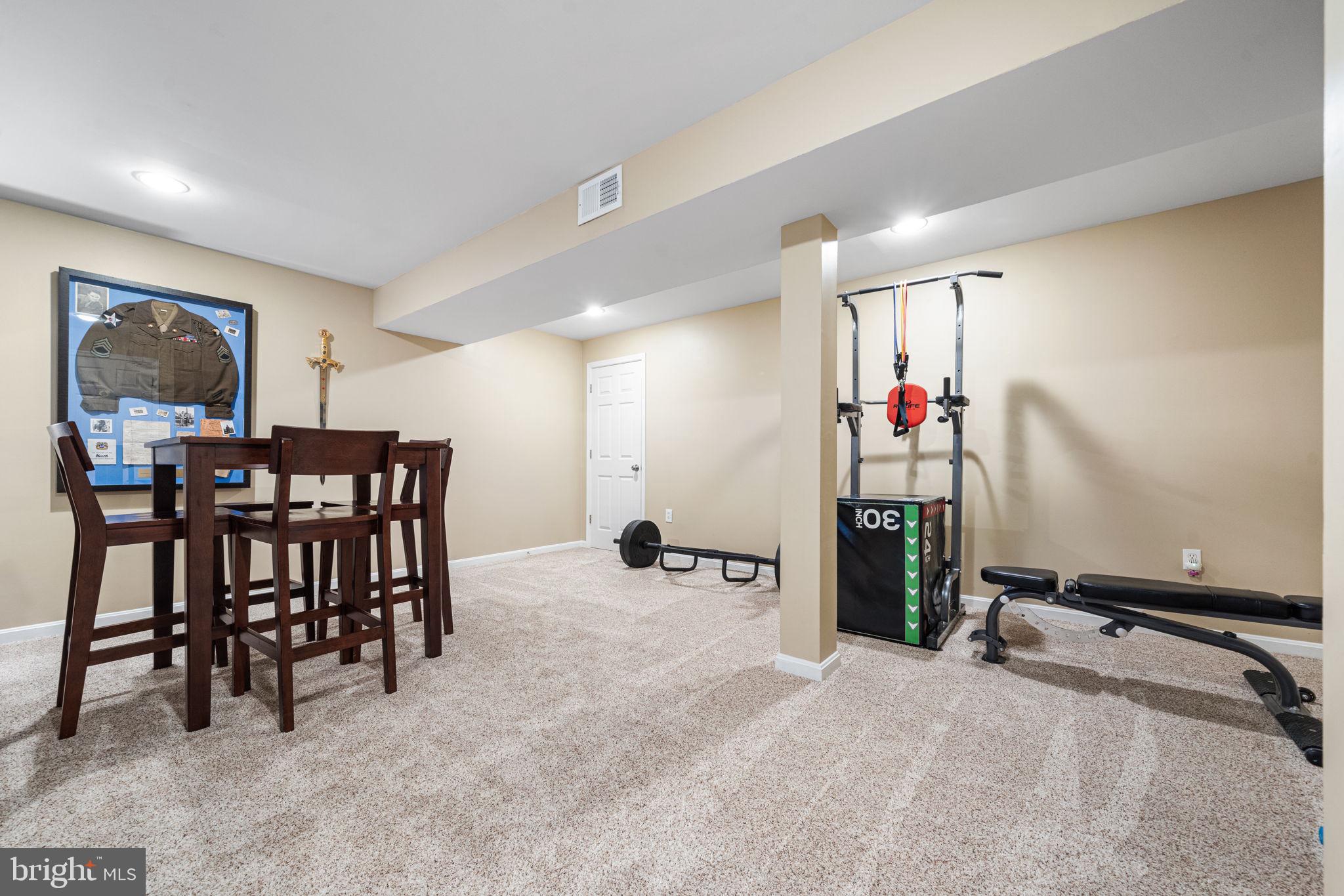 JERZY LAMOT - Residential